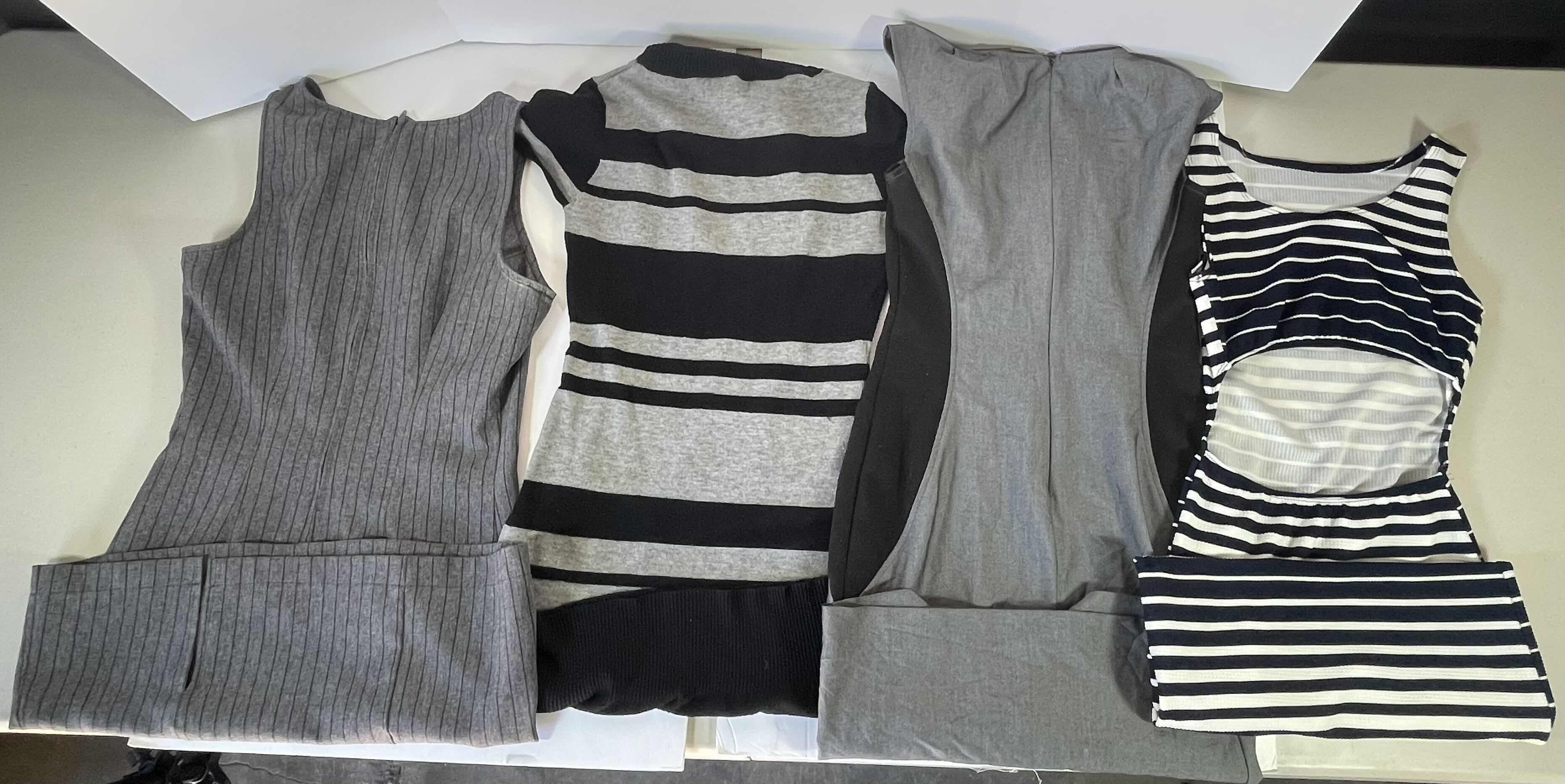 Photo 1 of WOMENS SLEEVELESS TOPS SIZE SMALL (4)