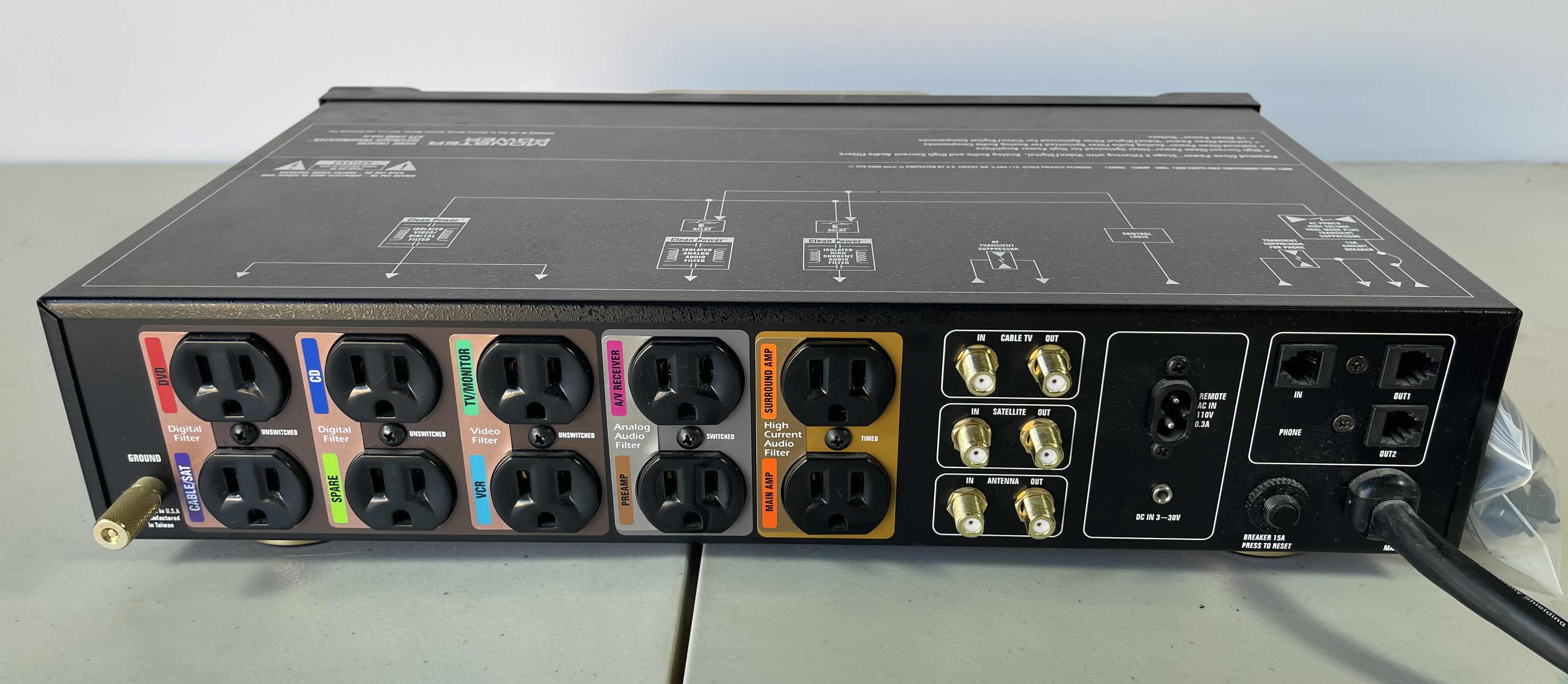 Photo 1 of MONSTER POWER HOME THEATRE REFERENCE POWERCENTER HTS 2500 MKII