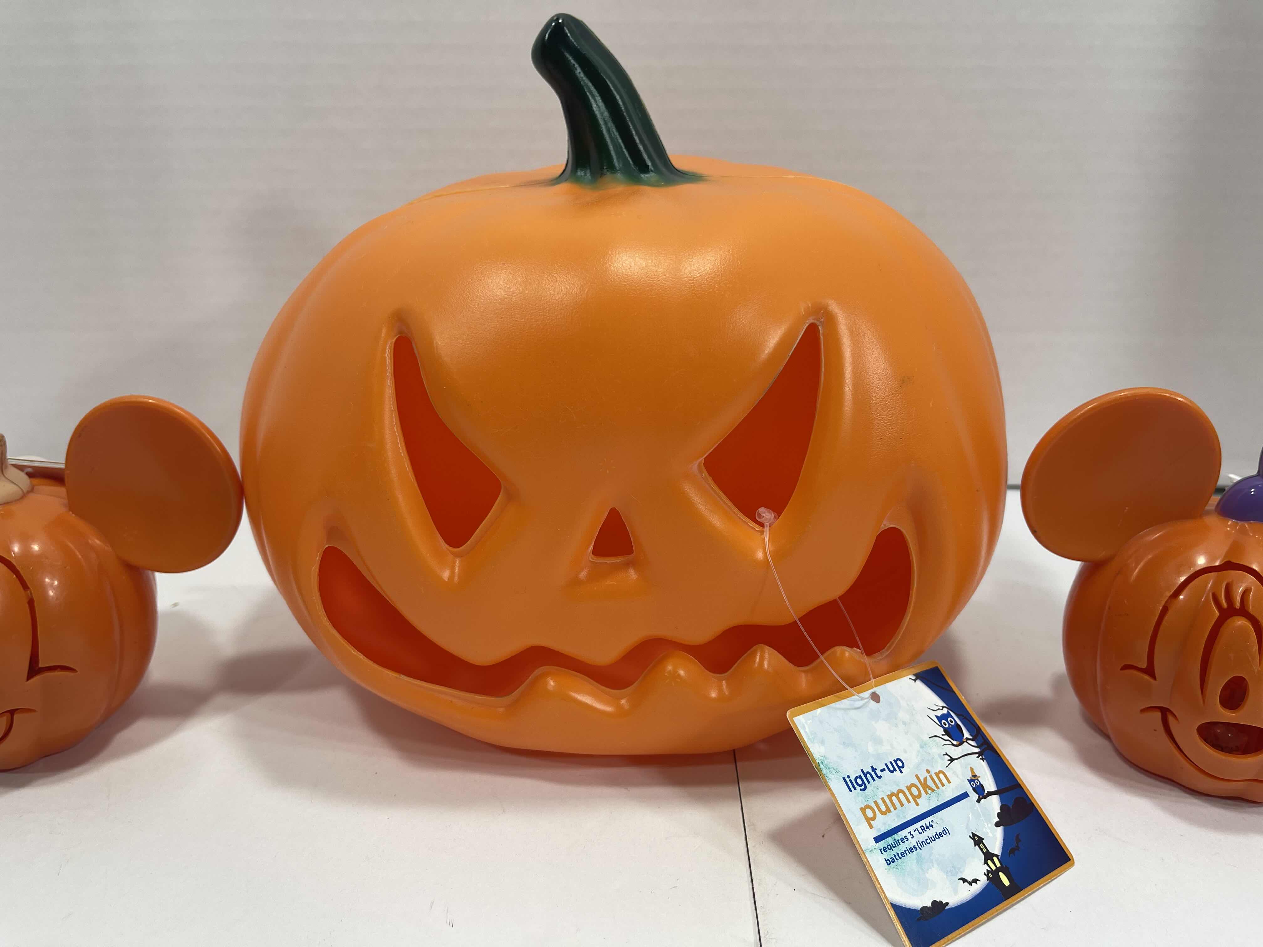 Photo 1 of DISNEY MINI LIGHT UP PUMPKINS 4” - MICKEY MOUSE (2) AND MINNIE MOUSE (2) & LED LIGHT UP PUMPKIN 7.5”