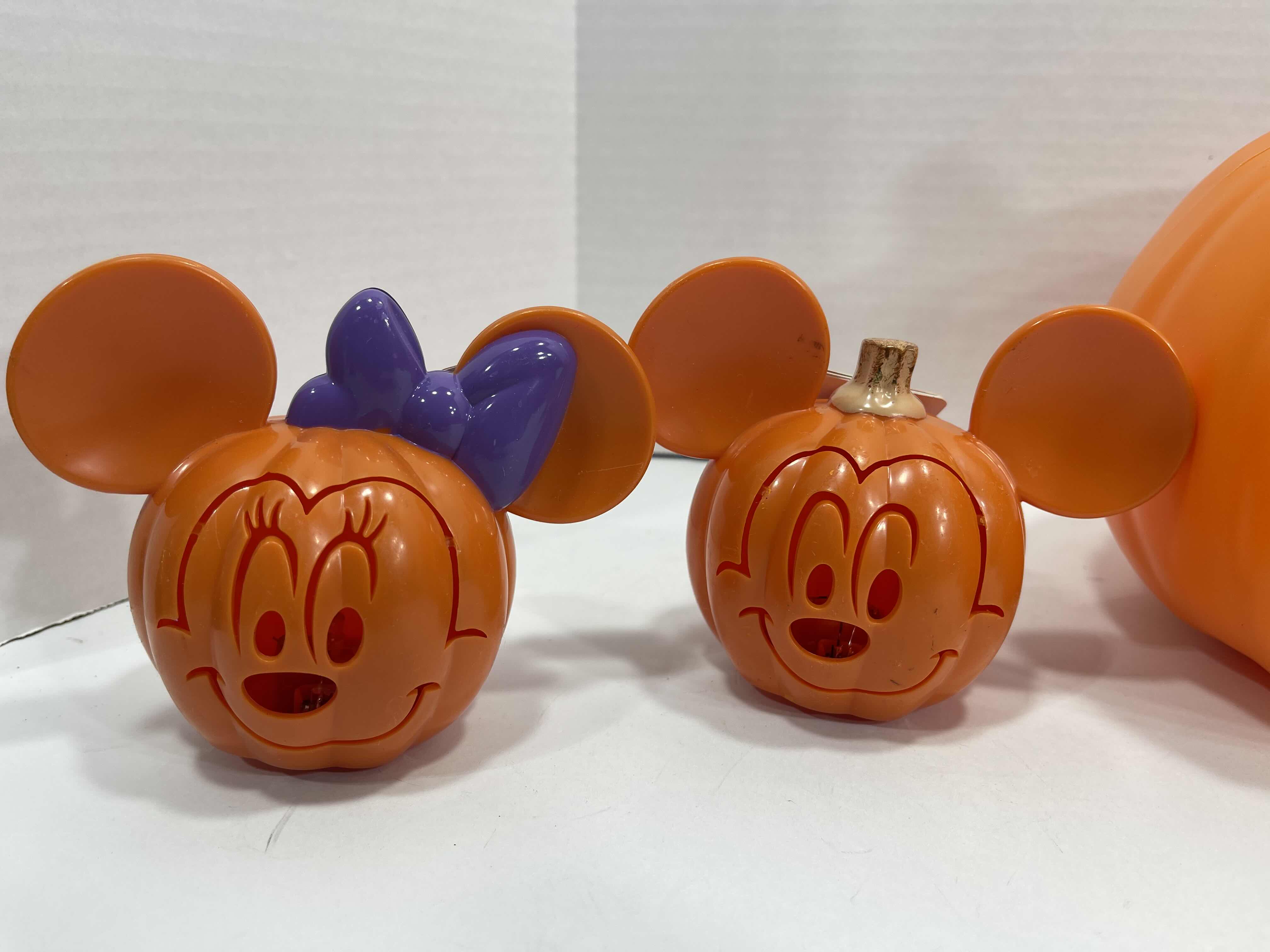 Photo 1 of DISNEY MINI LIGHT UP PUMPKINS 4” - MICKEY MOUSE (2) AND MINNIE MOUSE (2) & LED LIGHT UP PUMPKIN 7.5”
