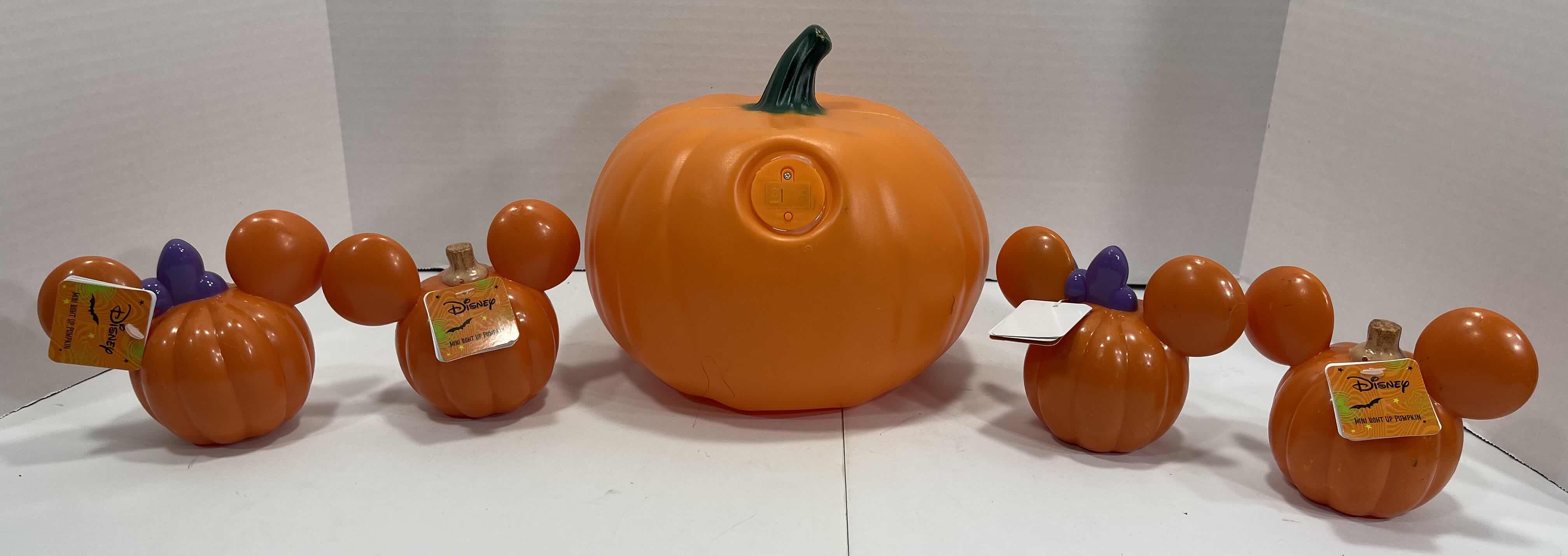 Photo 1 of DISNEY MINI LIGHT UP PUMPKINS 4” - MICKEY MOUSE (2) AND MINNIE MOUSE (2) & LED LIGHT UP PUMPKIN 7.5”