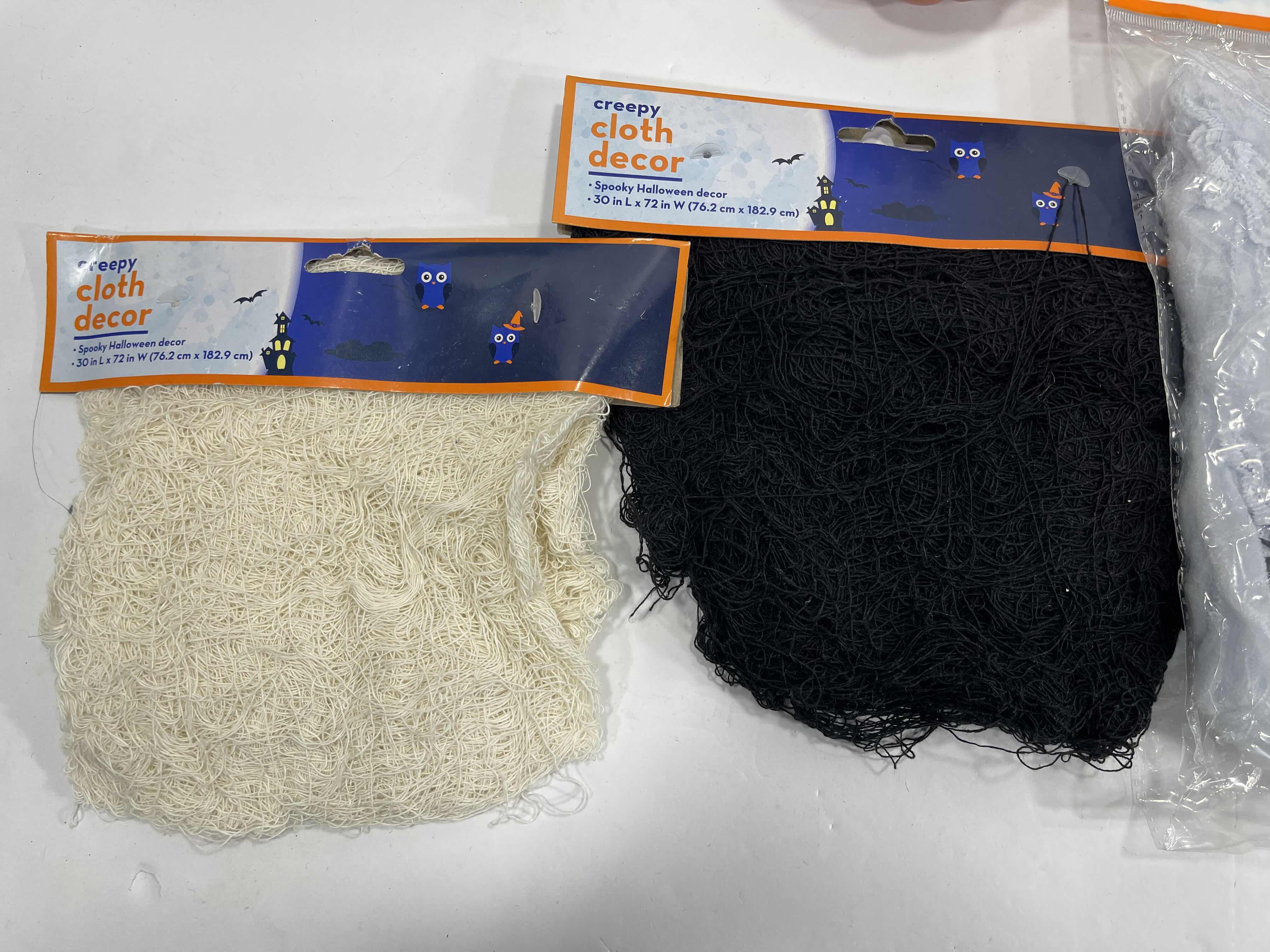 Photo 1 of HOME HALLOWEEN ROOM/TABLE TOP DECORATIONS LARGE ASSORTMENT LOT (18 ITEMS) MSRP $100