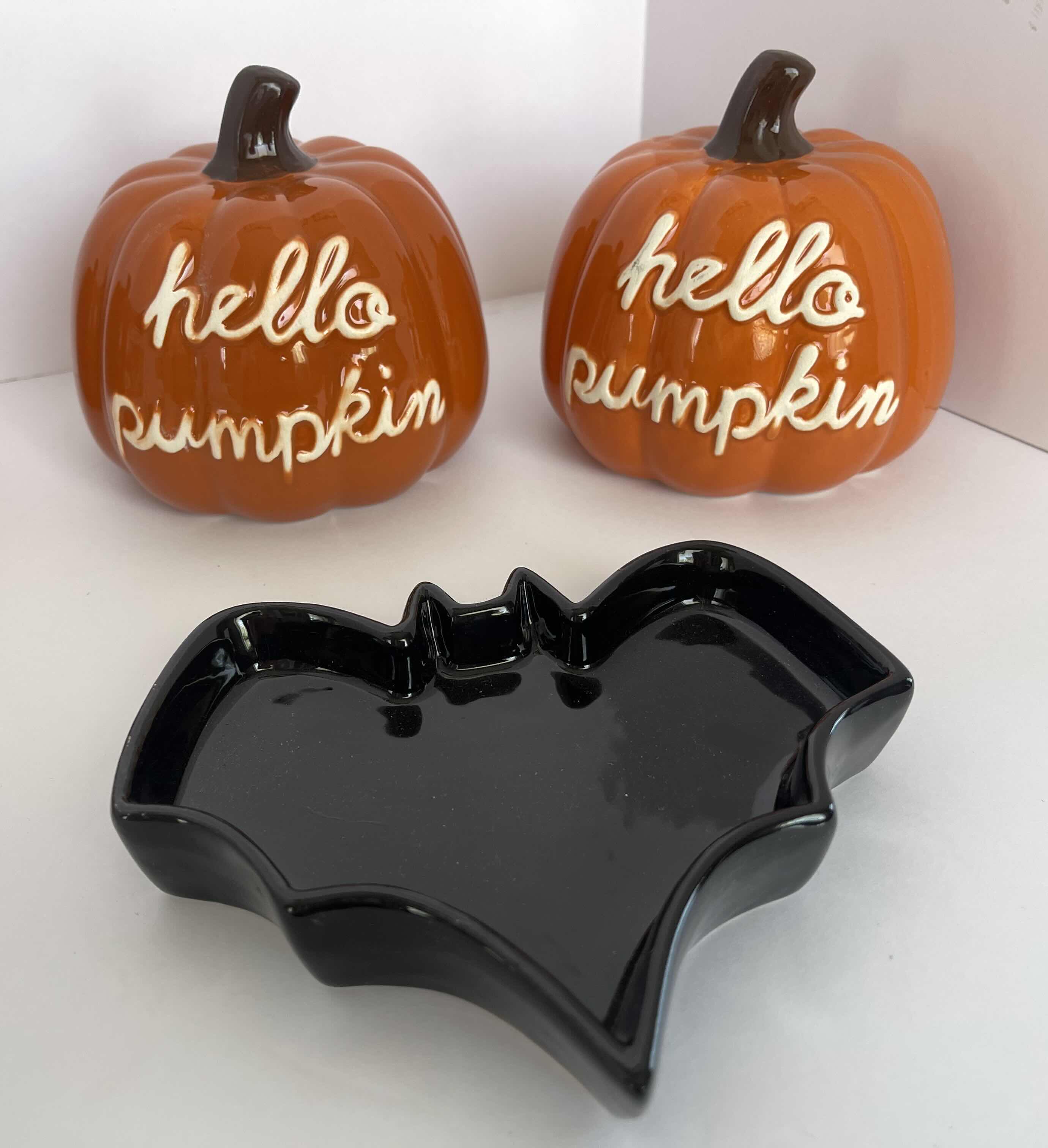 Photo 1 of HOLIDAY HALLOWEEN CERAMIC HELLO PUMPKINS H4.5” (4) & CERAMIC HALLOWEEN GHOST AND BAT CANDY DISHES MSRP $50