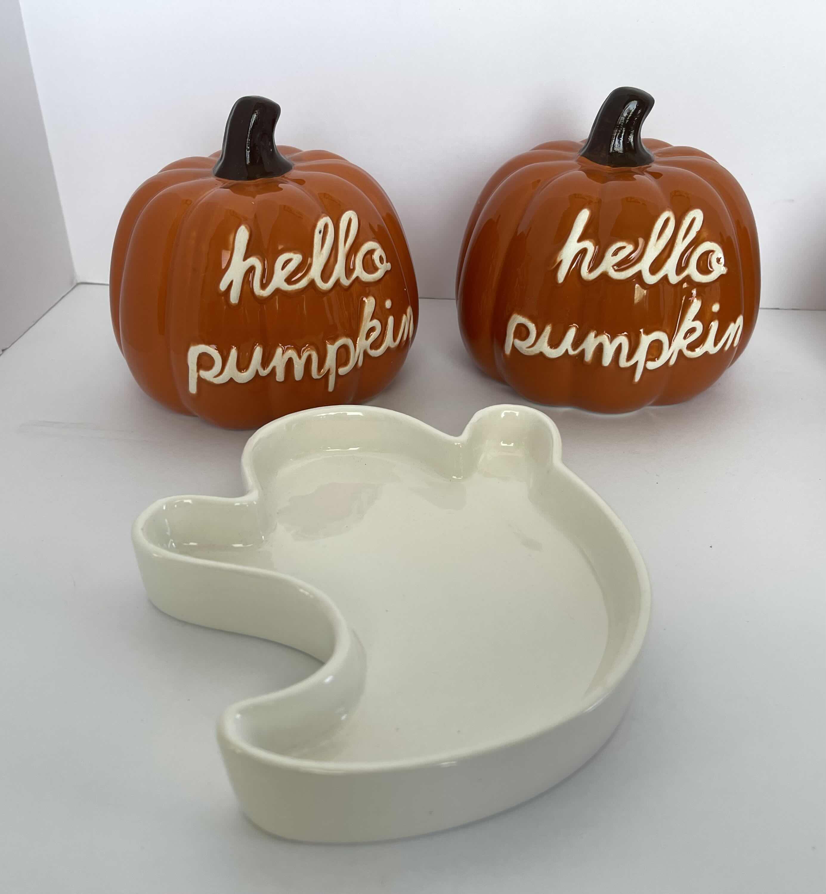 Photo 1 of HOLIDAY HALLOWEEN CERAMIC HELLO PUMPKINS H4.5” (4) & CERAMIC HALLOWEEN GHOST AND BAT CANDY DISHES MSRP $50