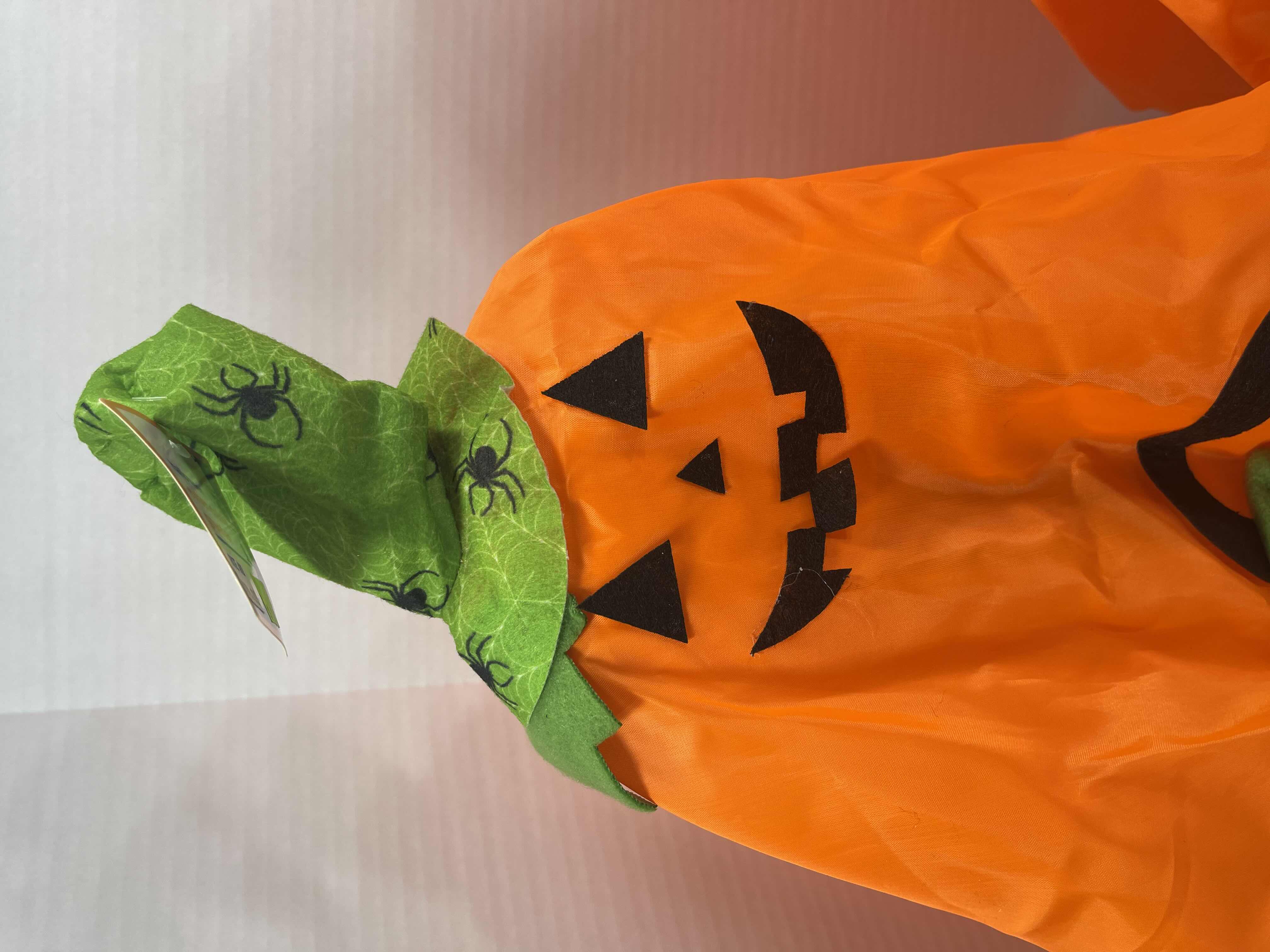 View 3 of HALLOWEEN EXTENDABLE GREETERS (2) - PUMPKIN (EXTENDED H28”) MSRP $50