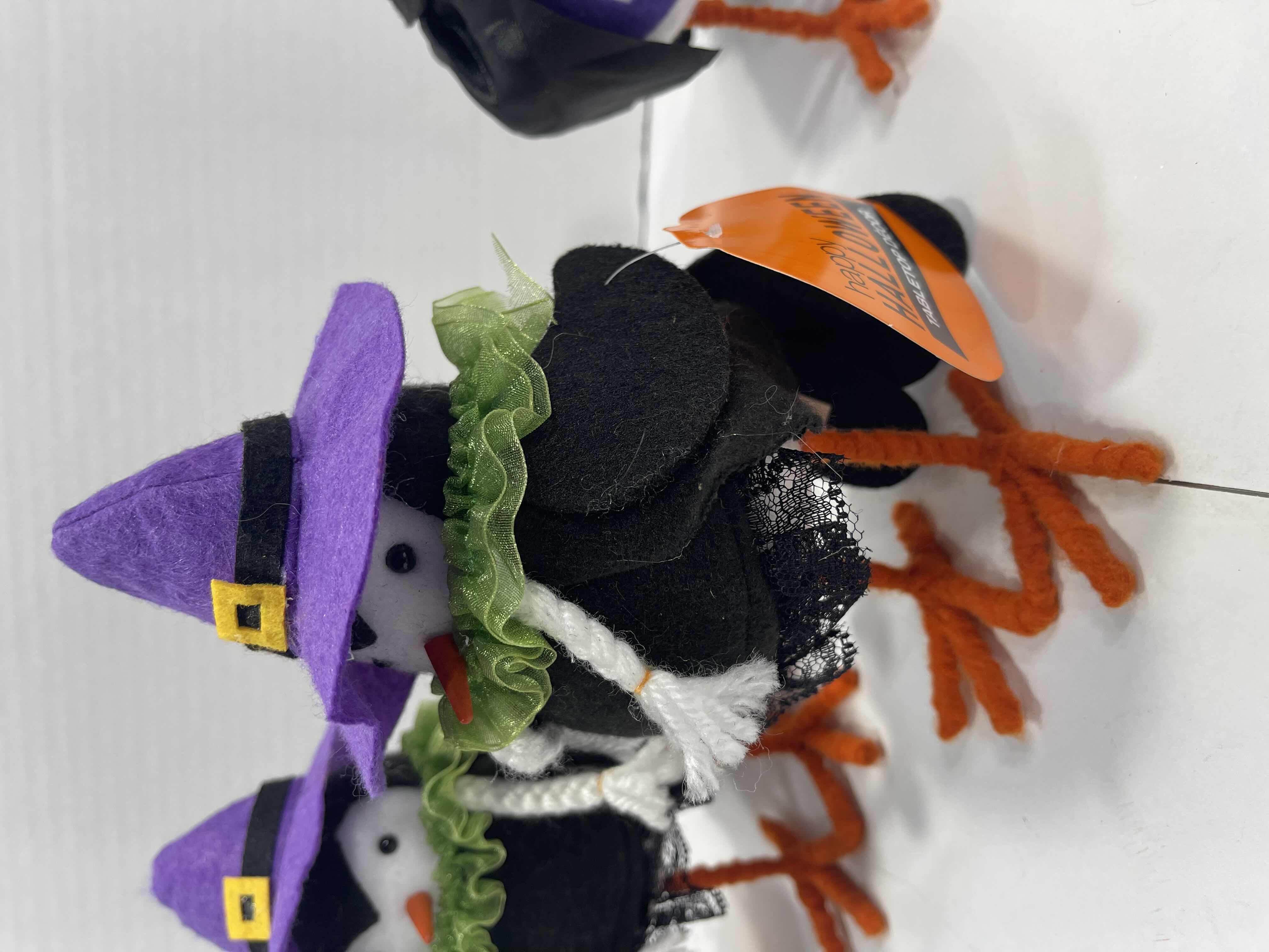Photo 1 of FELT HALLOWEEN BIRDIES H6” (4)