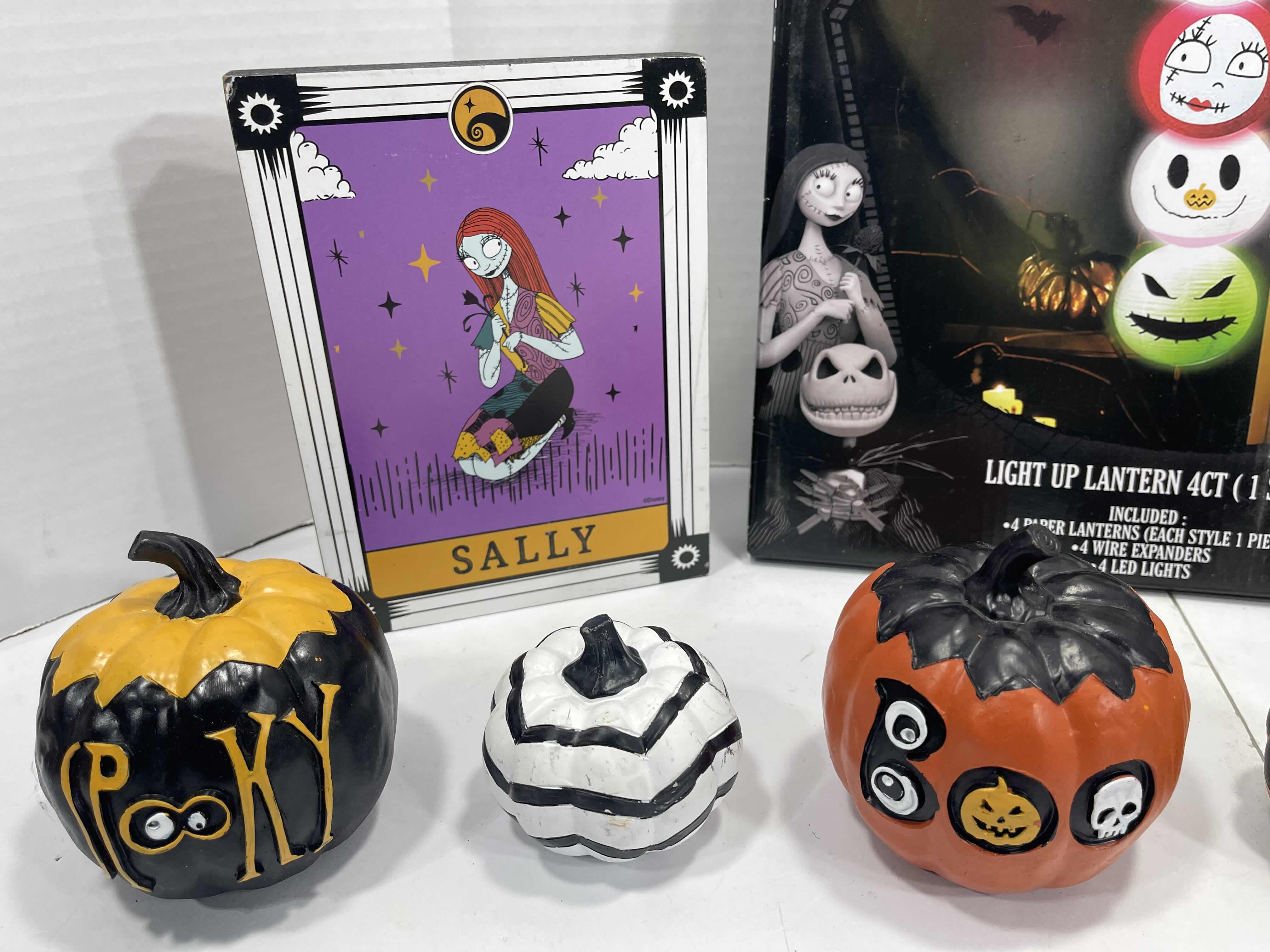 Photo 1 of DISNEY’S NIGHTMARE BEFORE CHRISTMAS LANTERN SET, JACK & SALLY WOOD TABLE TOP DECOR & ASSORTED HALLOWEEN MINI PUMPKINS (6)