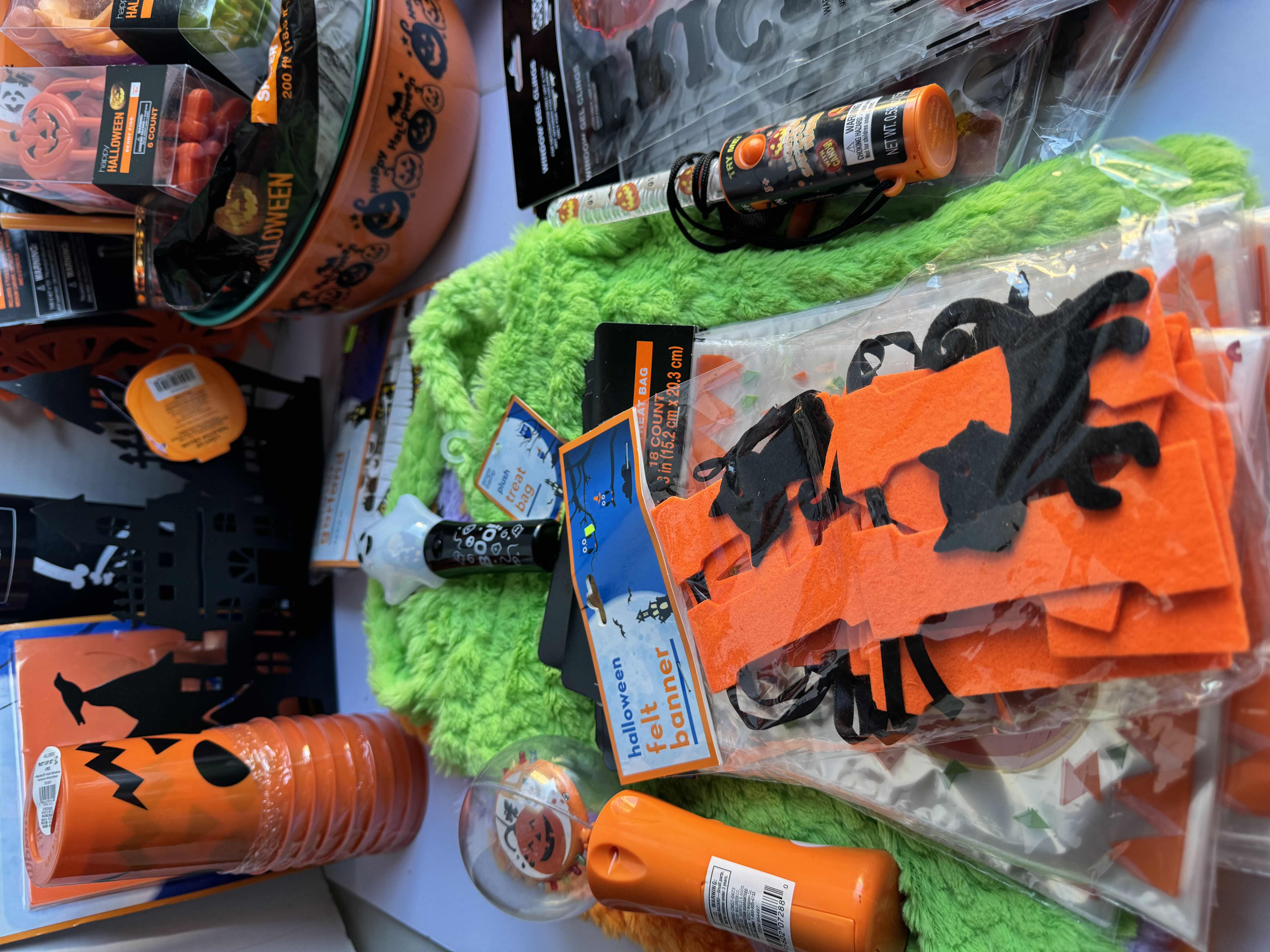 Photo 1 of HALLOWEEN TABLE TOP DECOR LARGE ASSORTMENT - CANDY BOWLS, LIGHT SETS, GLOW STICKS, HALLOWEEN CUPS, MATTS, RESIN PUMPKINS AND MORE MSRP $70