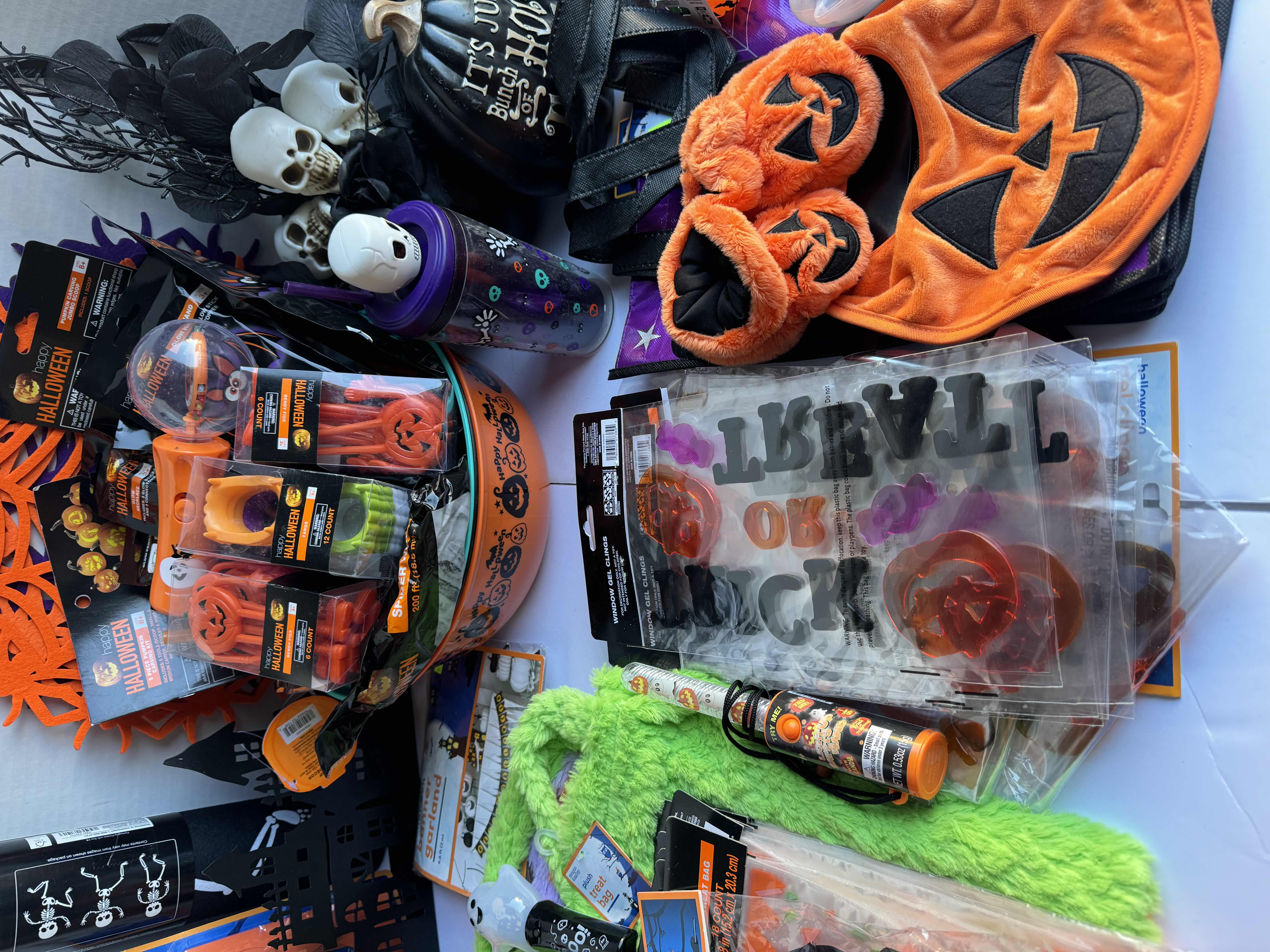 Photo 1 of HALLOWEEN TABLE TOP DECOR LARGE ASSORTMENT - CANDY BOWLS, LIGHT SETS, GLOW STICKS, HALLOWEEN CUPS, MATTS, RESIN PUMPKINS AND MORE MSRP $70