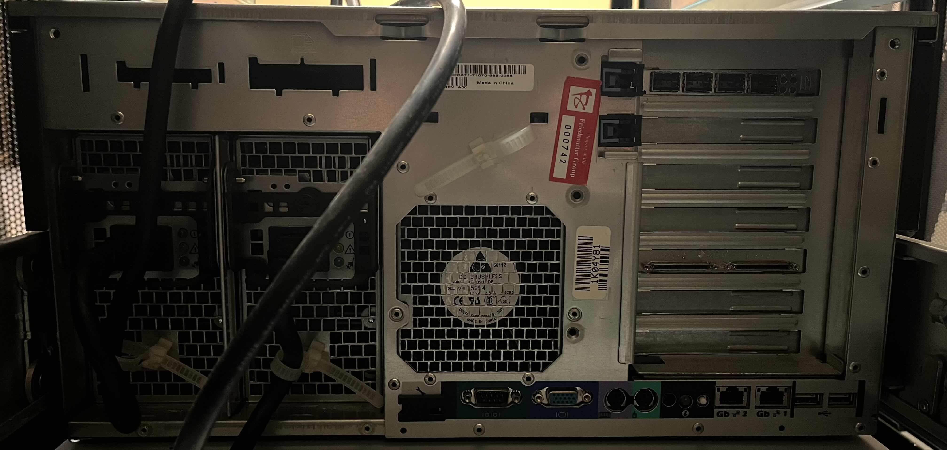 Photo 1 of DELL POWER EDGE 2800 W 8 MAXTOR ATLAS 15K 146GB HARD DRIVE