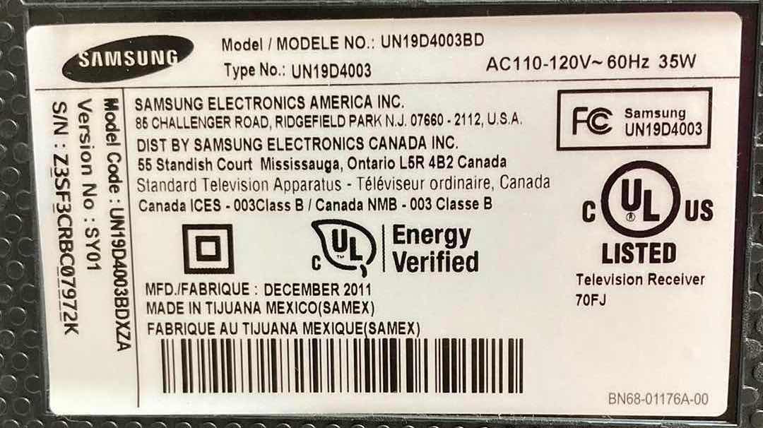 Photo 1 of SAMSUNG 19” TV MONITOR MODEL UN19D4003BD