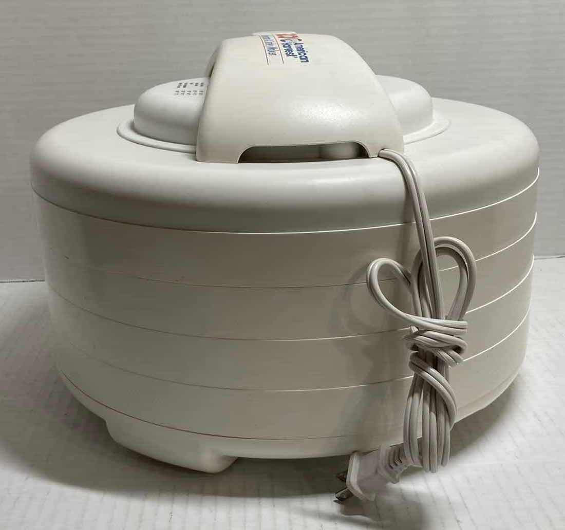 View 4 of NESCO AMERICAN HARVEST FOOD DEHYDRATOR & JERKY MAKER