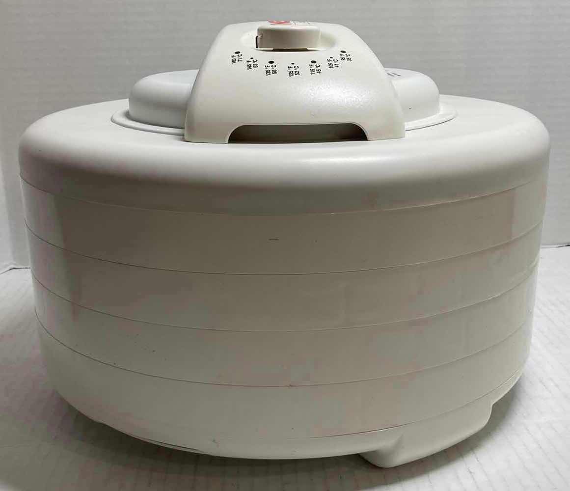 View 2 of NESCO AMERICAN HARVEST FOOD DEHYDRATOR & JERKY MAKER