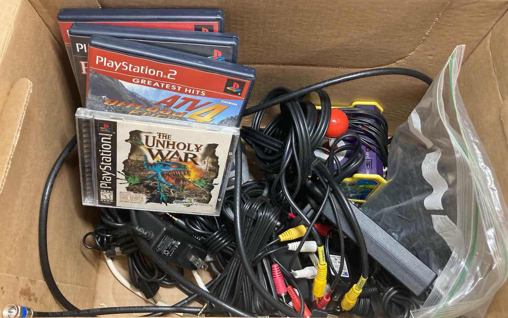 Photo 1 of PLAYSTATION 2 GAMES & ACCESSOIRES