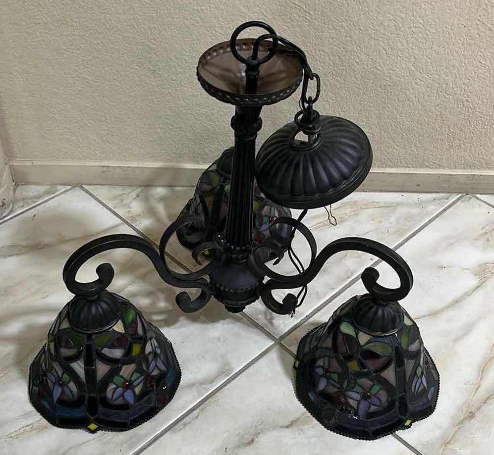 Photo 1 of TIFFANY STYLE AGED BRONZE FINISH STAINED GLASS 3 LIGHT SHADE HANGING PENDANT LIGHT FIXTURE 21.5” X 20.5” H26”