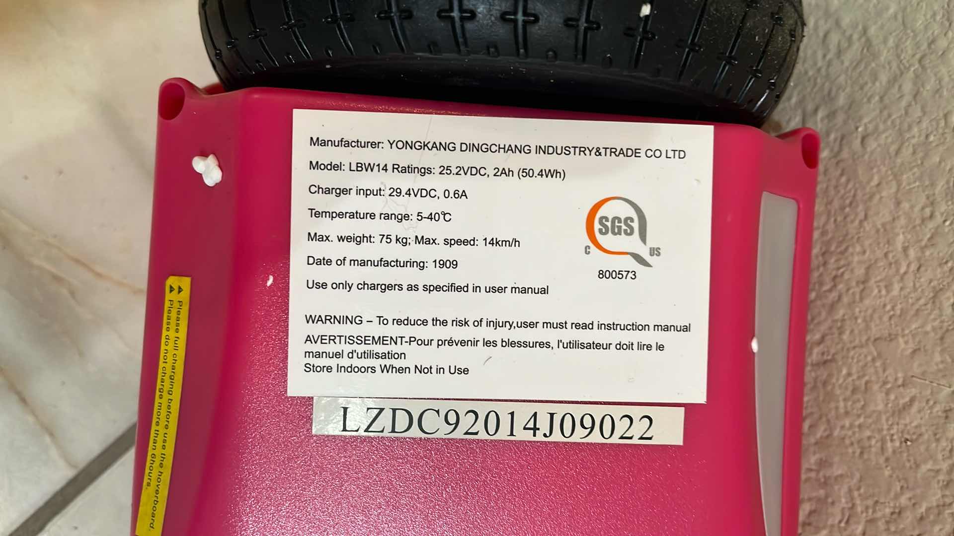 Photo 1 of HOVERSTAR PINK ANTI-SLIP PEDALS LED MOVEMENT INDICATORS ELECTRIC BALANCE WHEEL HOVERBOARD