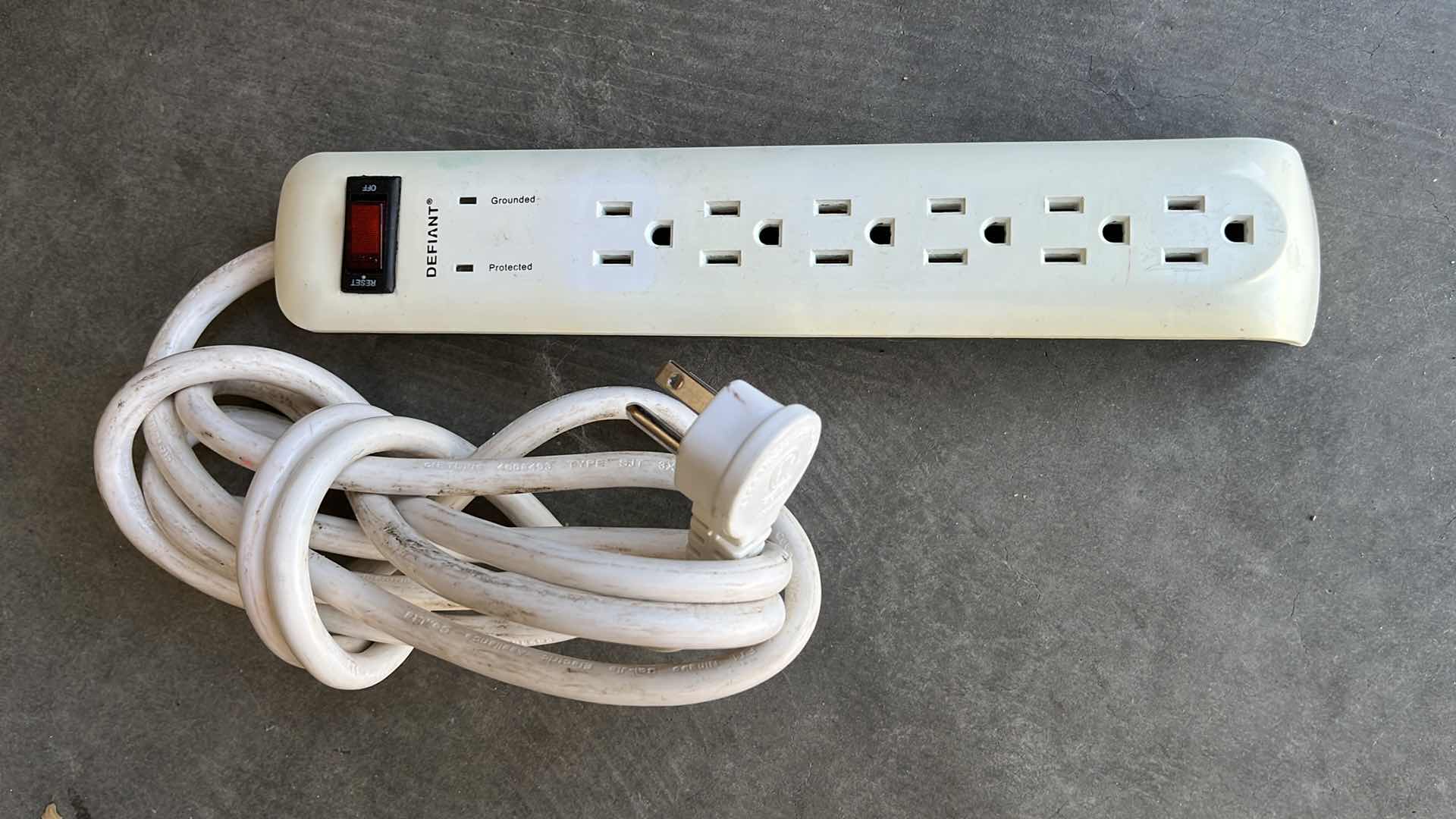Photo 1 of GE 6 OUTLET POWER STRIP & DEFIANT 6 OUTLET POWER STRIP