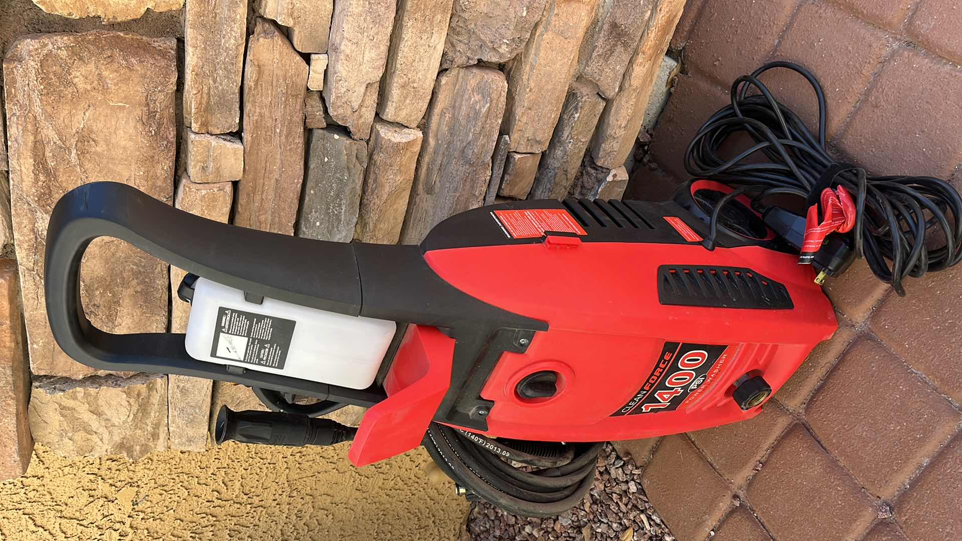 Photo 1 of CLEAN FORCE 1400PSI 1.4GPM ELECTRIC POWER WASHER MODEL CF1400