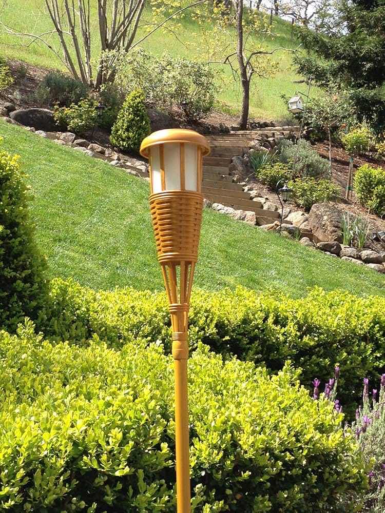 Photo 1 of NEWHOUSE LIGHTING BAMBOO FINISH LED SOLAR ISLAND TORCHES TIKI LIGHTS 2PACK MODEL TIKILED2