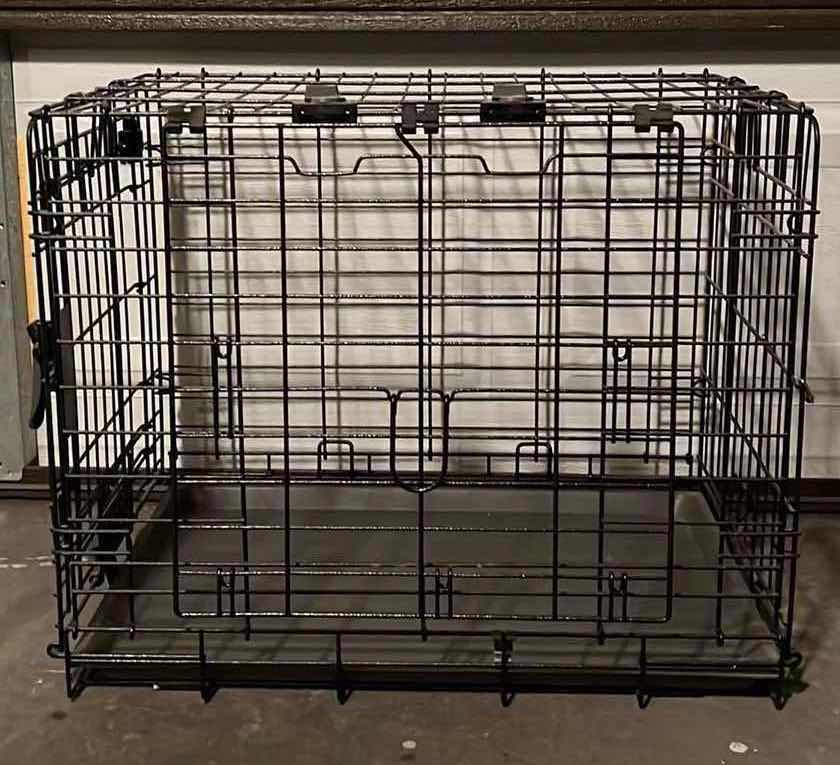 Photo 1 of GALVANIZED STEEL PET DOG KENNEL 17” X 24” H19.5”