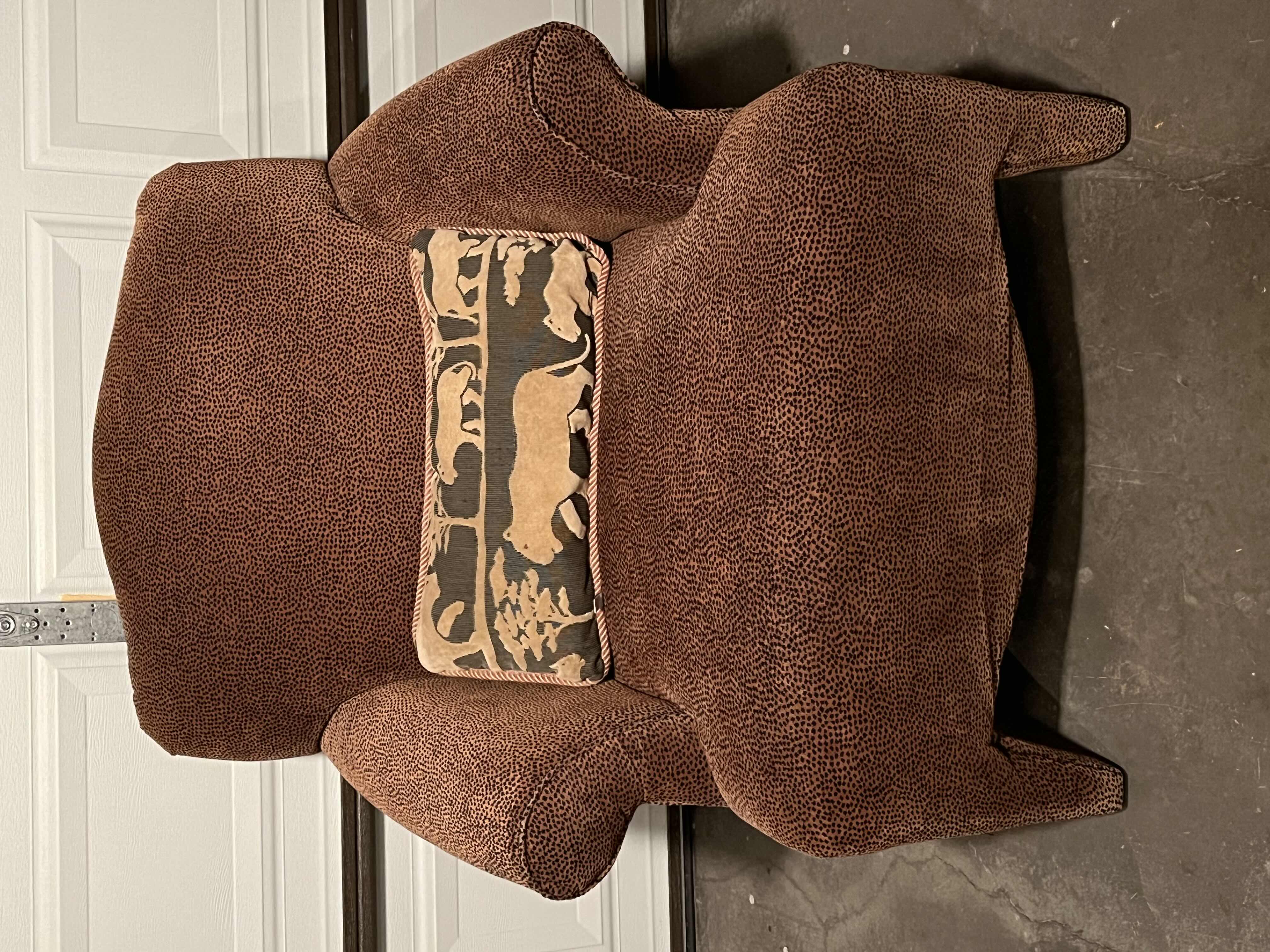 Photo 1 of CHEETAH PRINT UPHOLSTERED ACCENT CHAIR 37” X 38” H36.5”