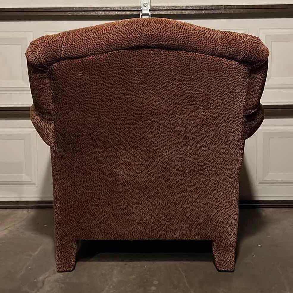 Photo 1 of CHEETAH PRINT UPHOLSTERED ACCENT CHAIR 37” X 38” H36.5”