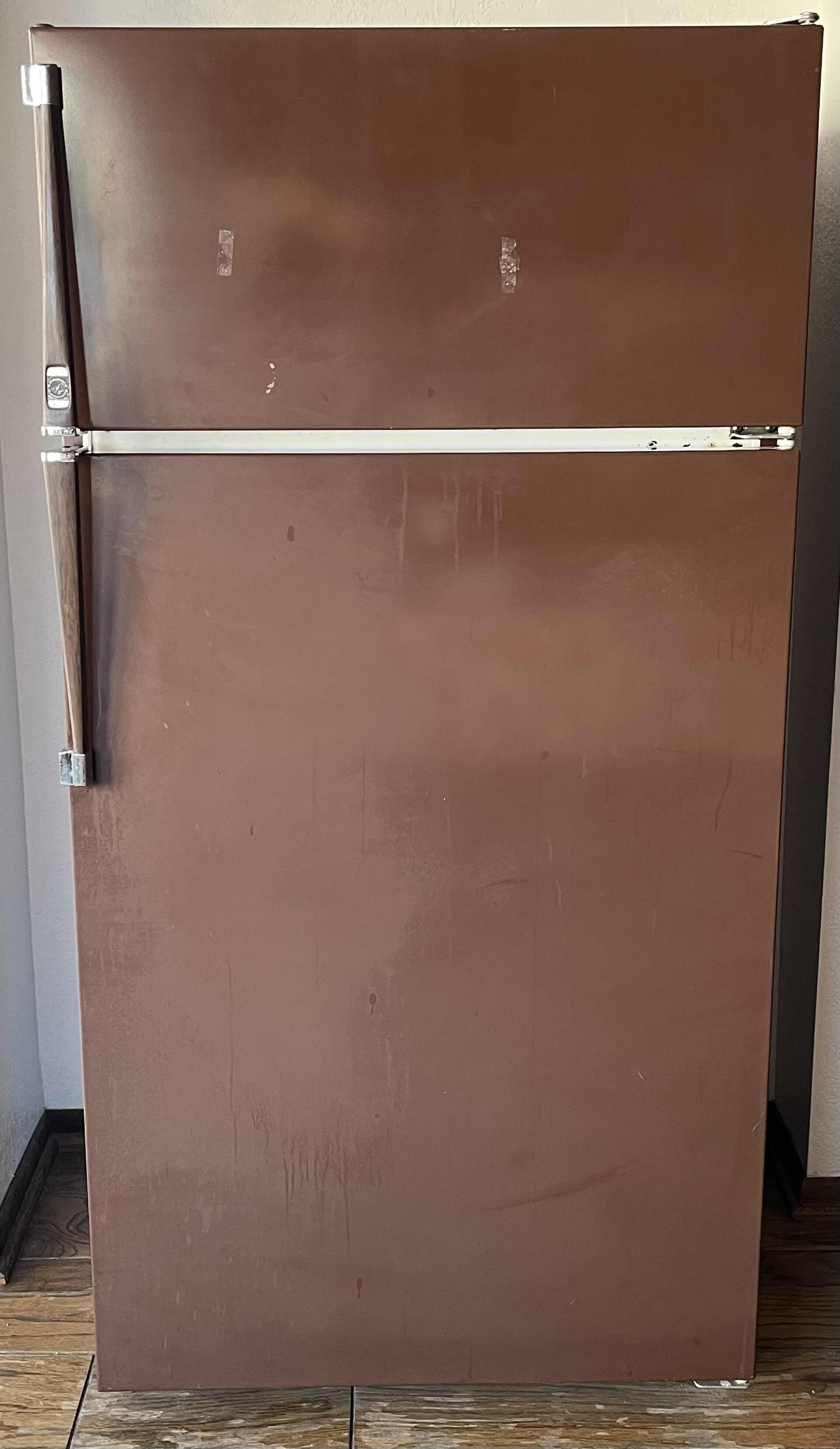 Photo 1 of KENMORE 12.CUFT FROSTLESS REFRIGERATOR SERIES 69261 (READ NOTES)