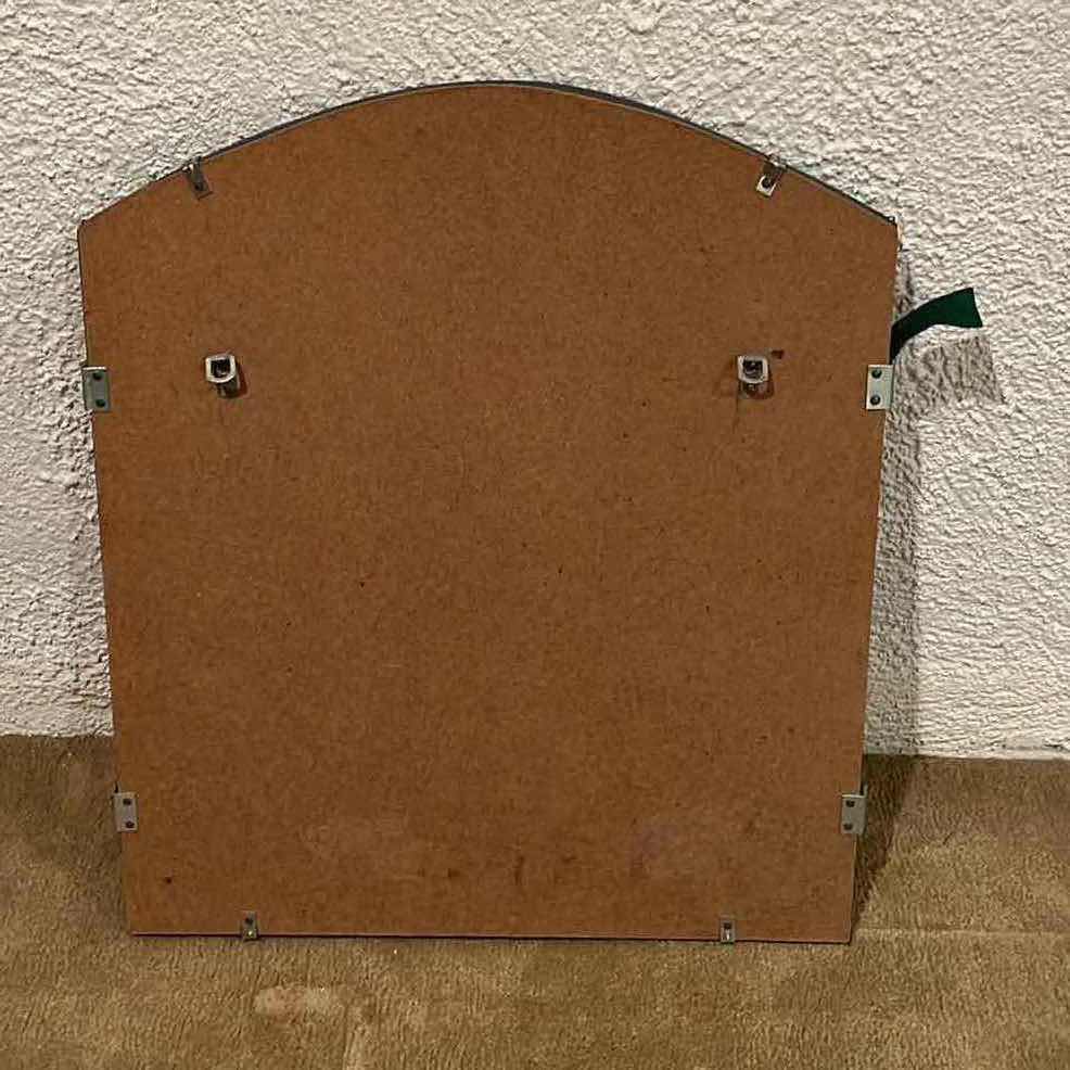 Photo 1 of VANITY TABLE TOP/HANGING TRI-FOLD MIRROR 34.5” X 20.75”