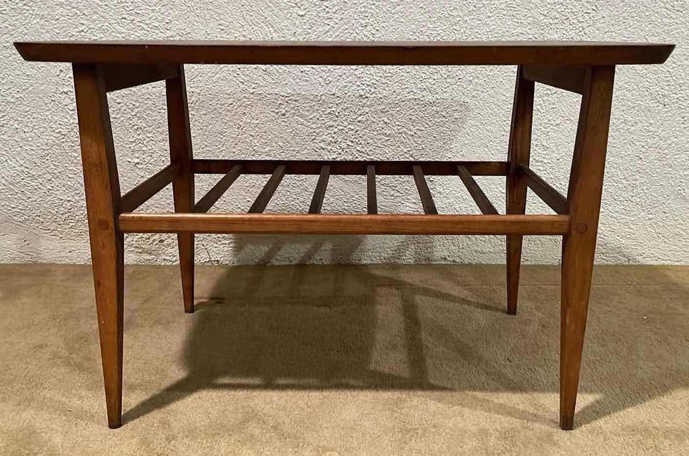 Photo 1 of LANE ALTAVISTA,VA FURNITURE WALNUT WOOD ACCENT TABLE 30” X 20” H19”