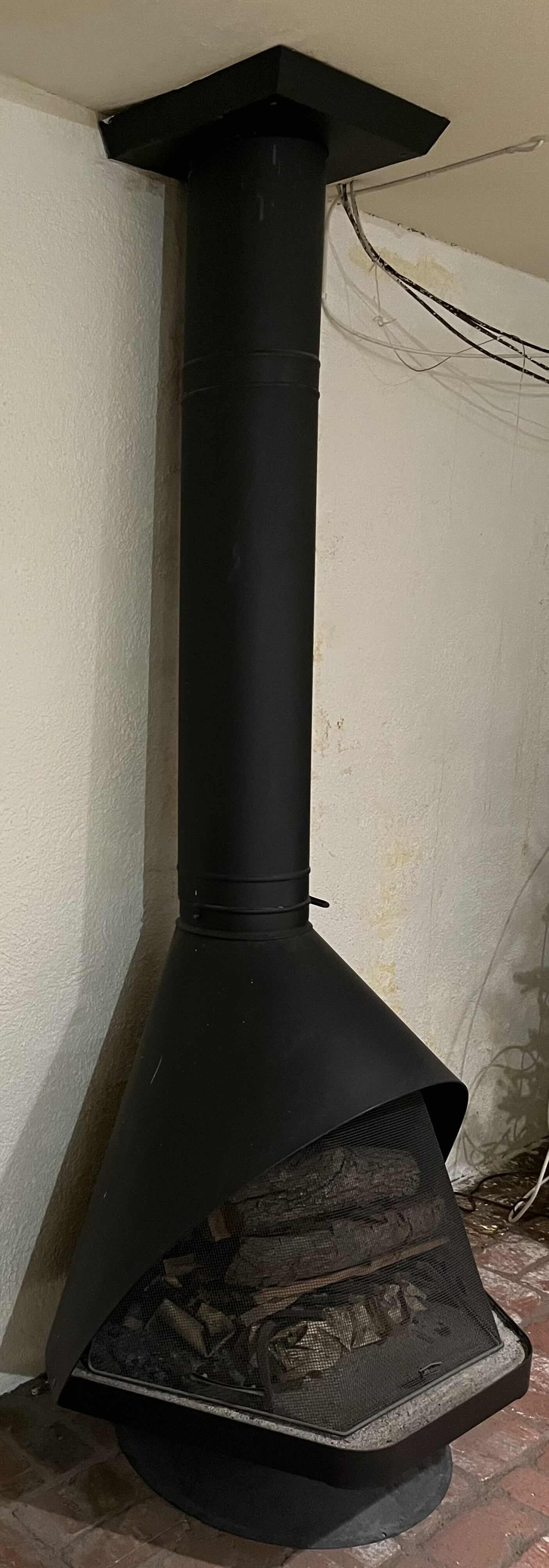 Photo 1 of MAJESTIC MATTE BLACK STEEL MID-CENTURY FIREPLACE 37.25” X 28.25” H90” (READ NOTES)