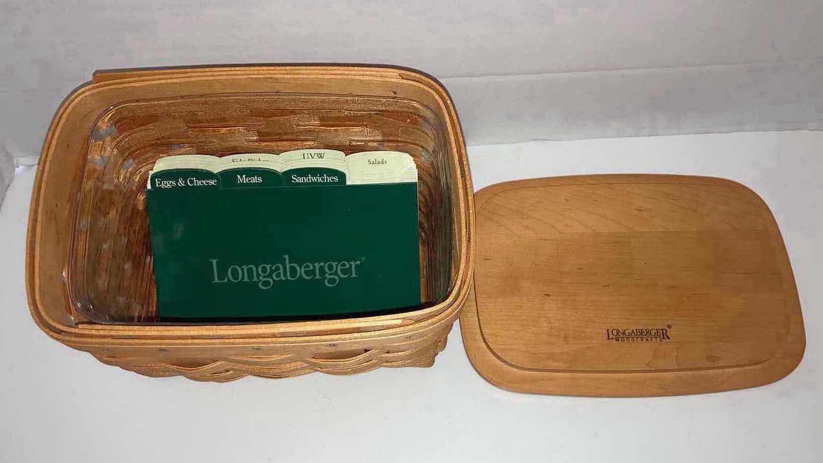 Photo 1 of LONGABERGER CLASSIC RECIPE MAPLE WOOD BASKET W LID & BASKET PROTECTOR 8.5” X 6” H6”