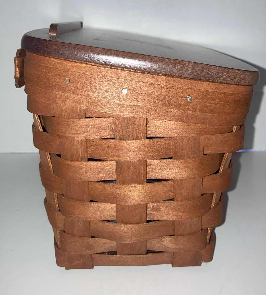 Photo 1 of LONGABERGER CLASSIC RECIPE MAPLE WOOD BASKET W LID & BASKET PROTECTOR 8.5” X 6” H6”