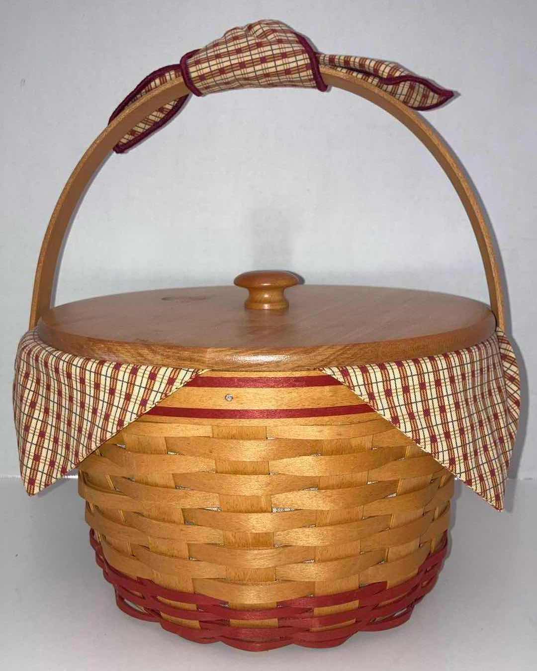 Photo 1 of LONGABERGER 1999 HOMESTEAD COLLECTORS CLUB APPLE MAPLE WOOD BASKET W AUTUMN PLAID FABRIC & BAKSET PROTECTOR 10” X 10” H7”