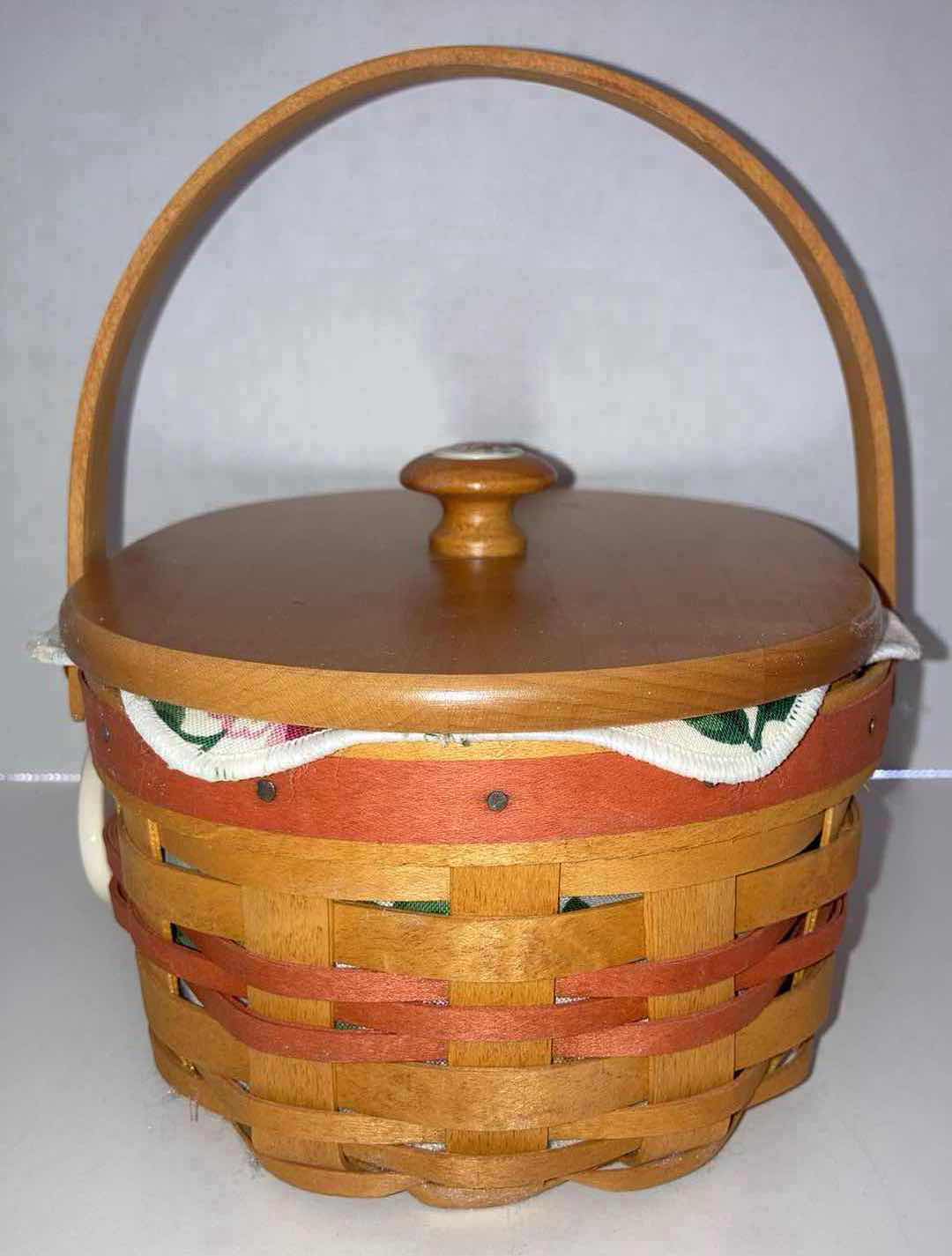 Photo 1 of LONGABERGER 1999 MOTHERS DAY TEA FOR TWO MAPLE WOOD BASKET W FLORAL FABRIC LINER & BASKET PROTECTOR 7.75” X 6” H5”