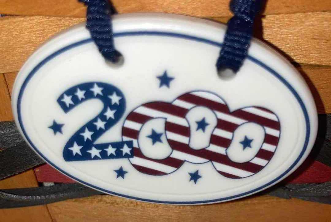 Photo 1 of LONGABERGER 2000 ALL AMERICAN SPARKLER MAPLE WOOD BASKET W USA FABRIC LINER 10” X 7.3” H5.5”