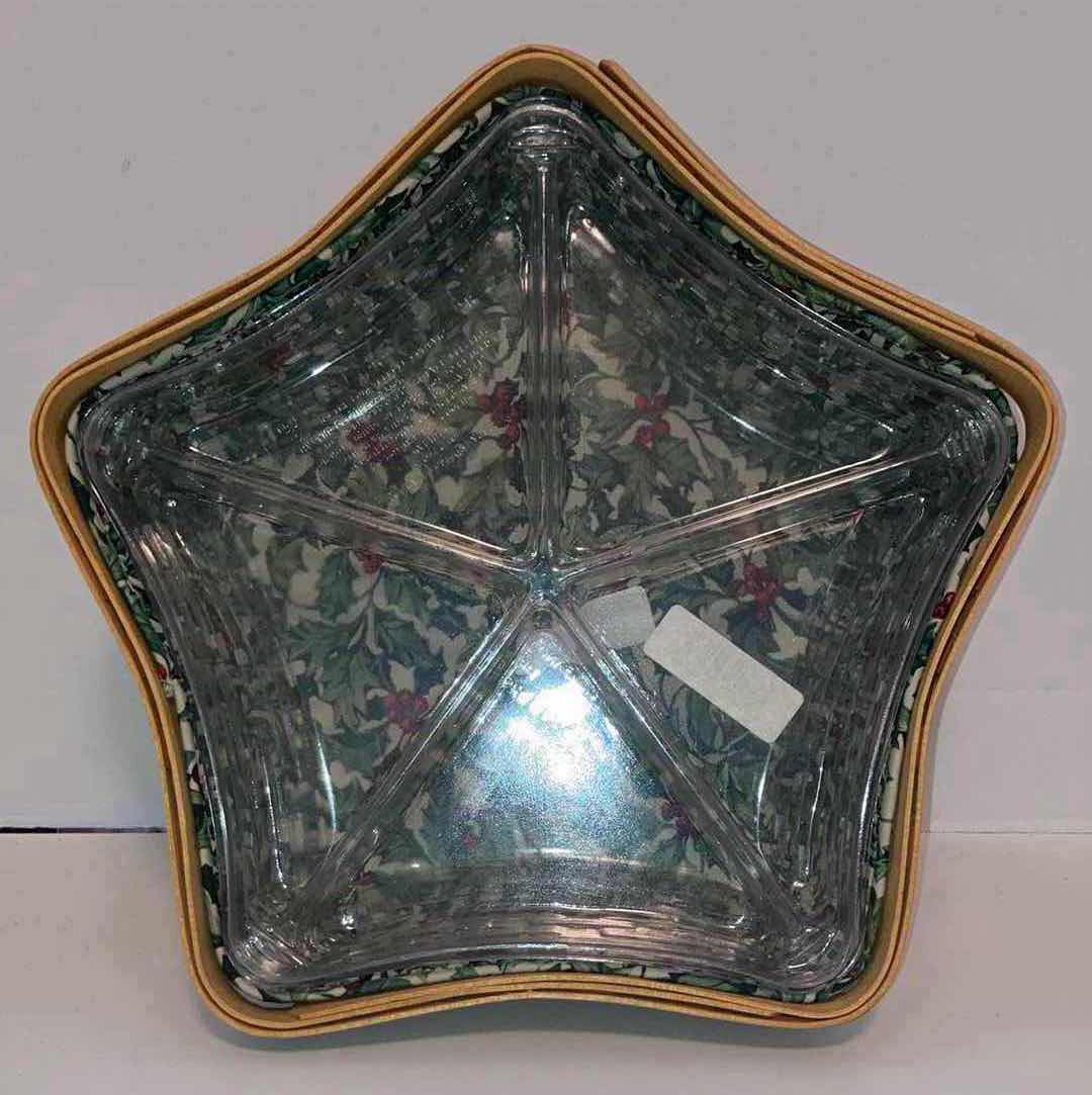 Photo 1 of LONGABERGER 2001 HOLIDAY HOSTESS RED SHINING STAR MAPLE WOOD BASKET W MISTLETOE FABRIC LINER & BASKET PROTECTOR 14” X 14” H5.25”