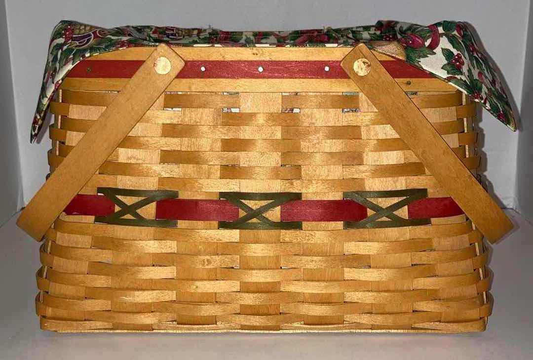 Photo 1 of LONGABERGER 2000 CHRISTMAS COLLECTION DECK THE HALLS MAPLE WOOD BASKET W MISTLETOE/PEAR FABRIC LINER AND BASKET PROTECTOR 13” X 13” H9”