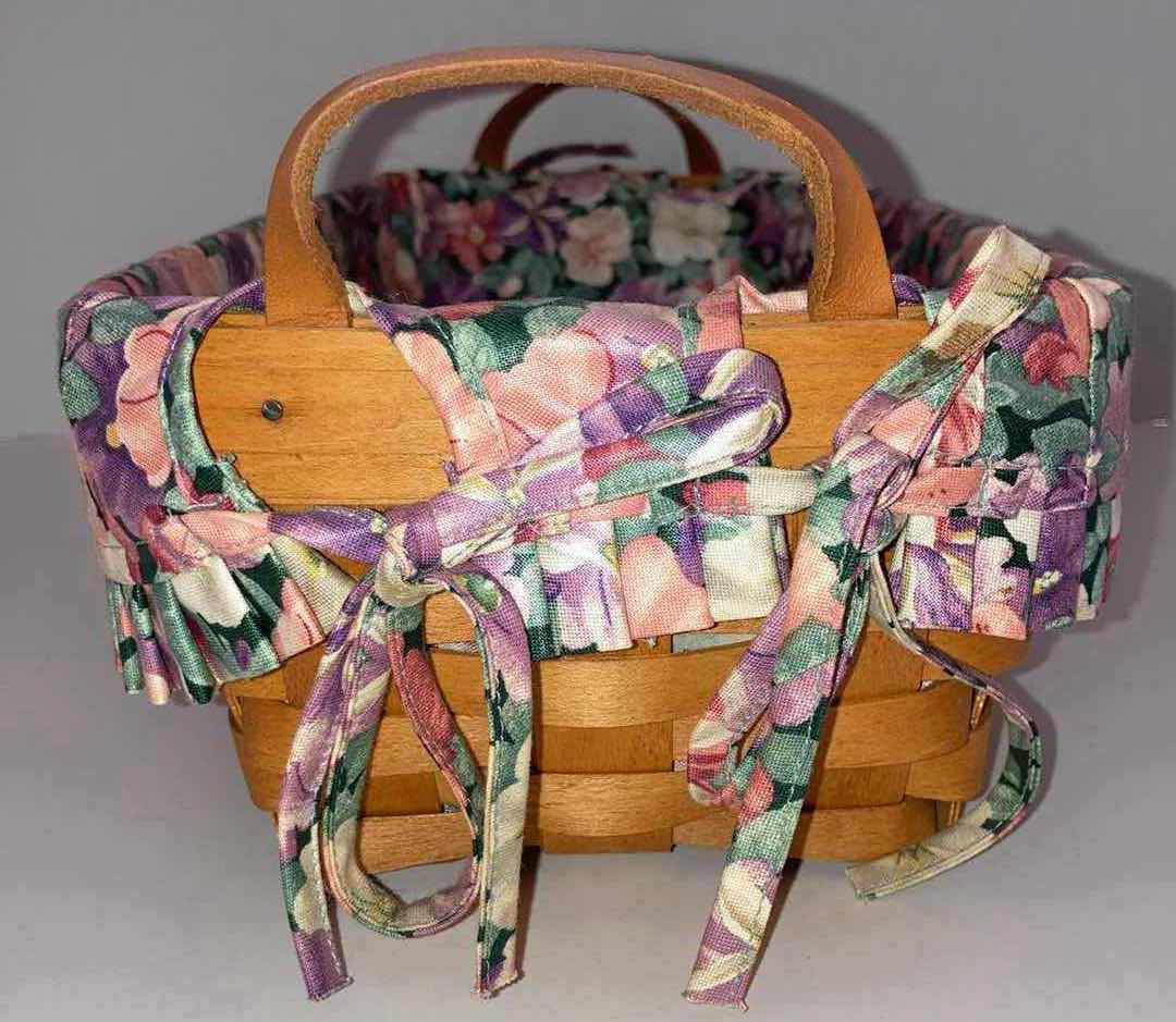Photo 1 of LONGABERGER 1996 BREAD MAPLE WOOD BASKET W PETUNIA FABRIC LINER 17” X 8” H4.5”