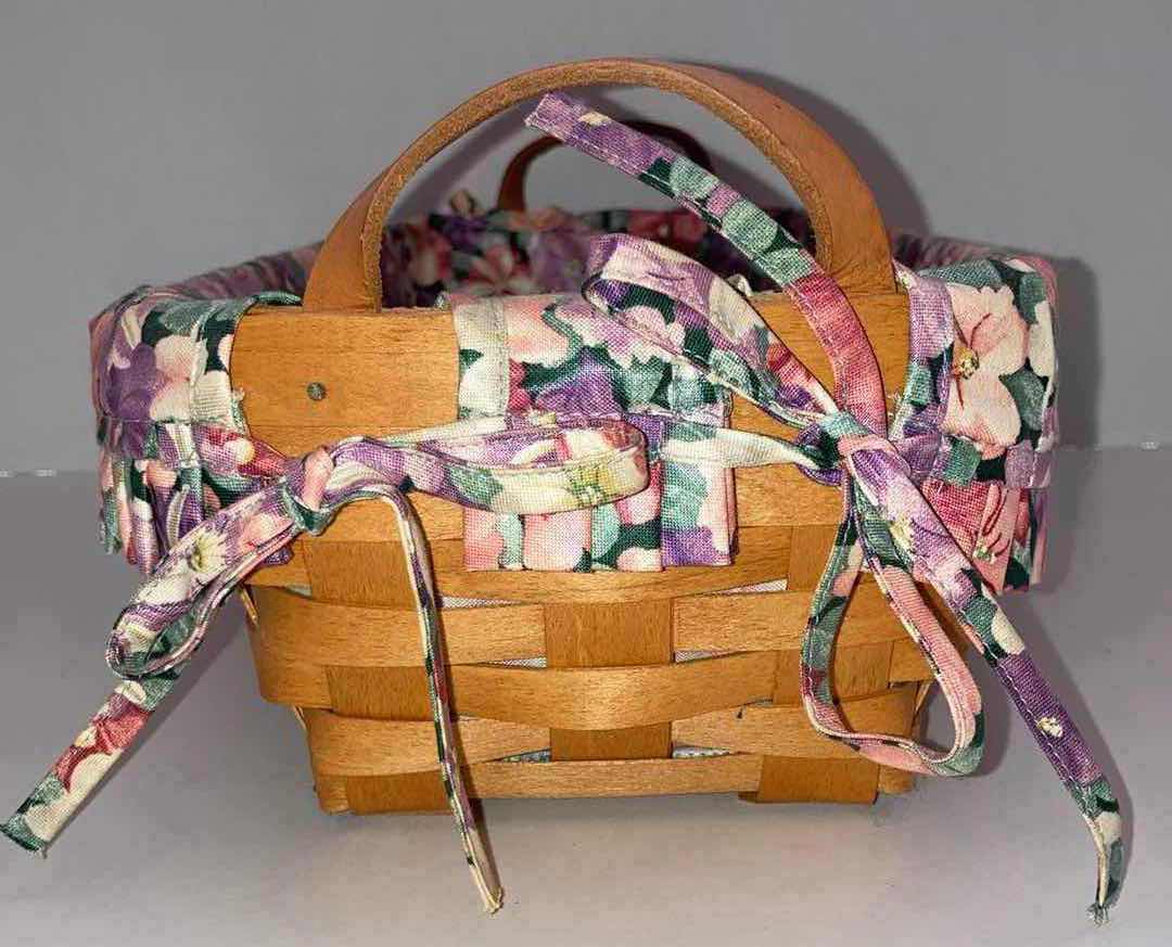 Photo 1 of LONGABERGER 1996 BREAD MAPLE WOOD BASKET W PETUNIA FABRIC LINER 17” X 8” H4.5”