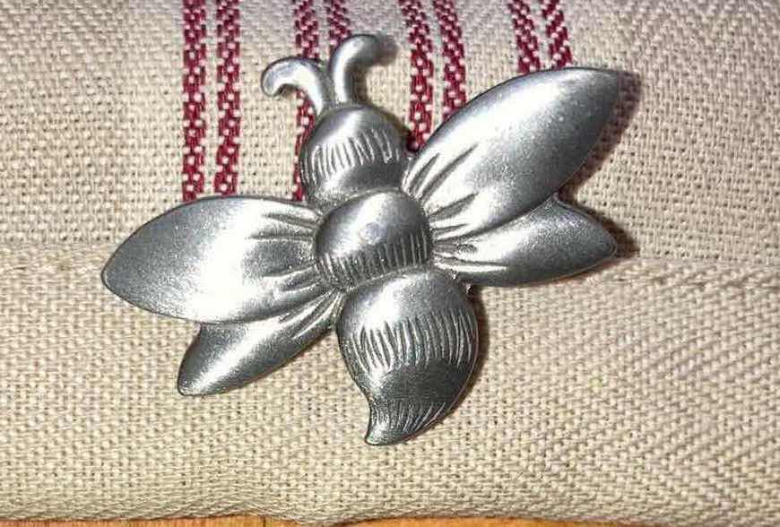 Photo 1 of LONGABERGER 2002 WINDOW BOS MAPLE WOOD BASKET W BIEGE STRIPED FABRIC LINER & BAKSET PROTECTOR 21” X 8.5” H4.75”