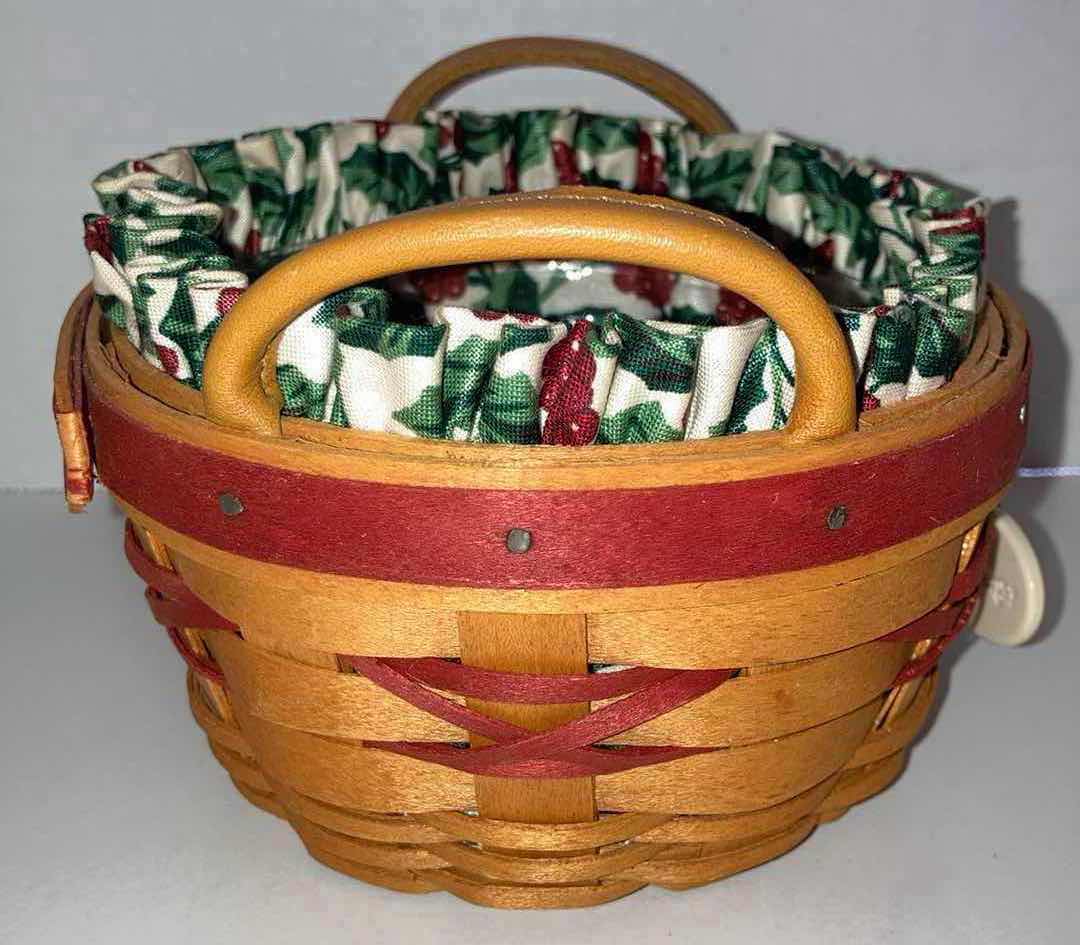 Photo 1 of LONGABERGER 1999 TREE TRIMMING PEPPERMINT MAPLE WOOD BASKET W MISTLETOE FABRIC LINER & BASKET PROTECTOR 5.5” X 5.5” H3”