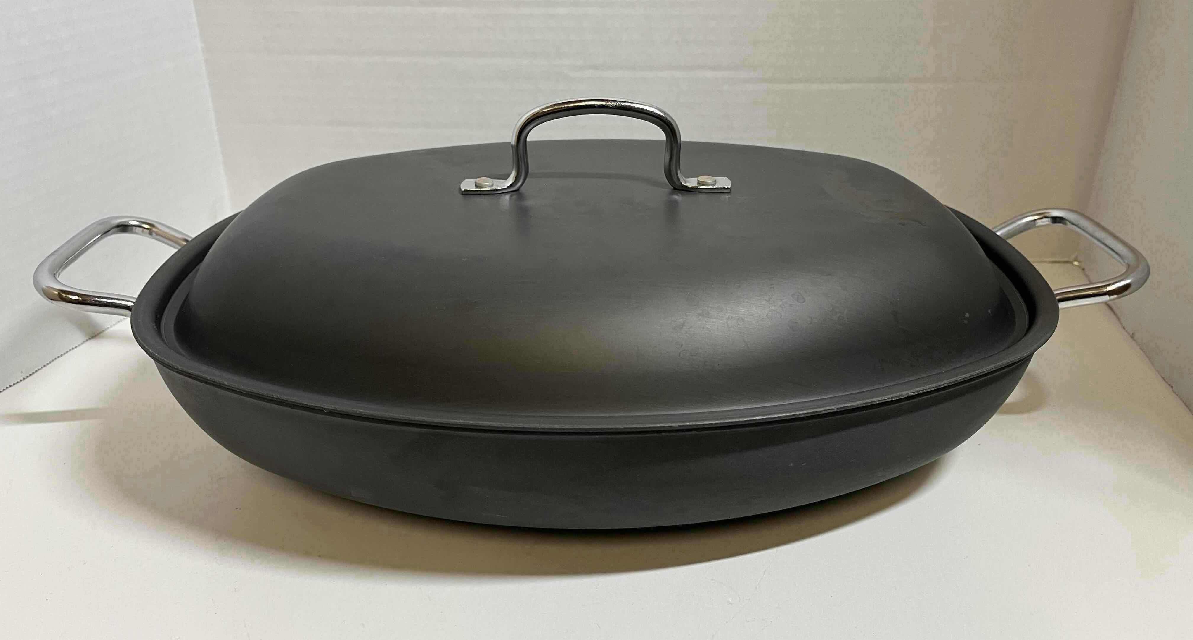 Photo 1 of ANODIZED OVAL ROASTING PAN W LID 16” X 12” H3.5”