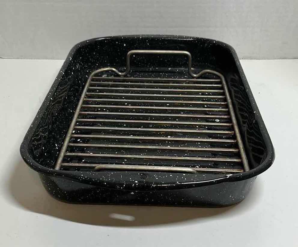 Photo 1 of GRANITE WARE ROASTING PAN W RACK 15” X 10” H2”