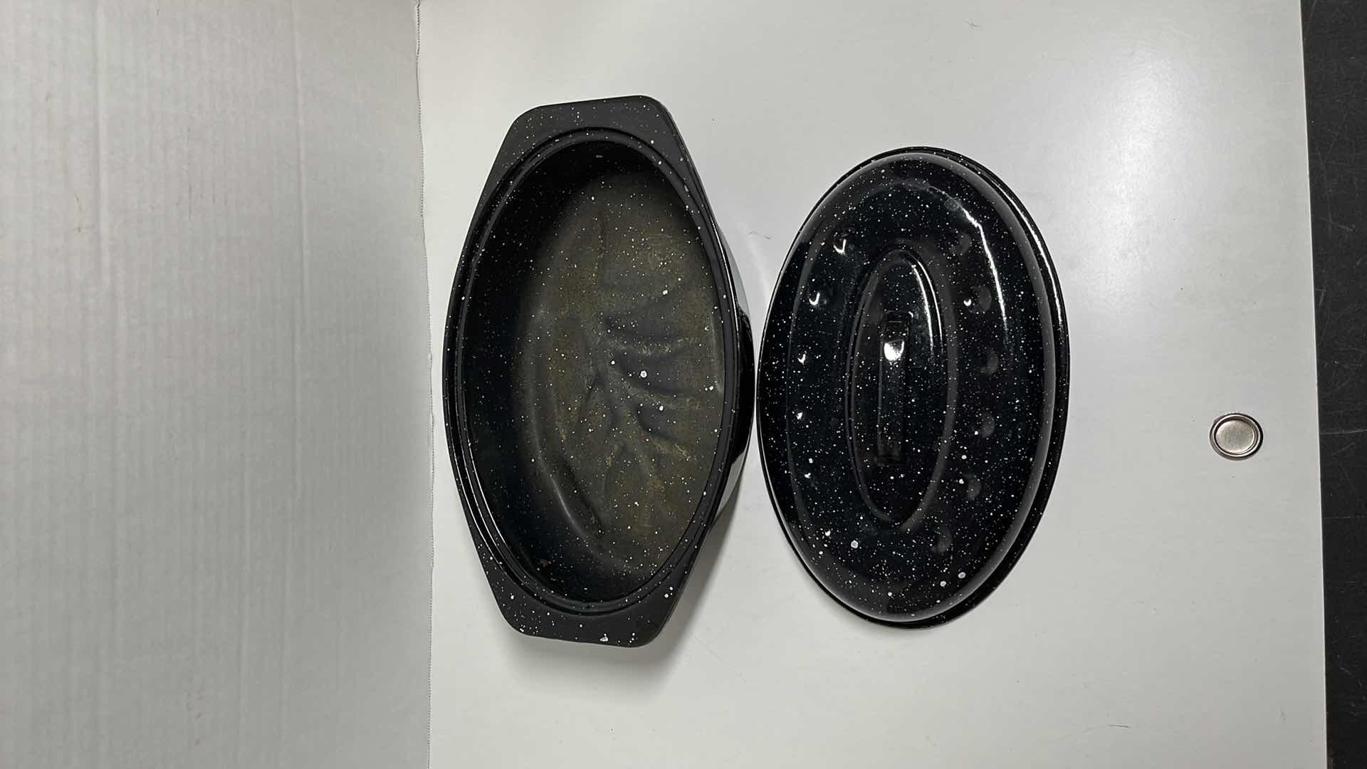 Photo 1 of GRANITE WARE ROASTING PAN W LID 13” X 8” H3”