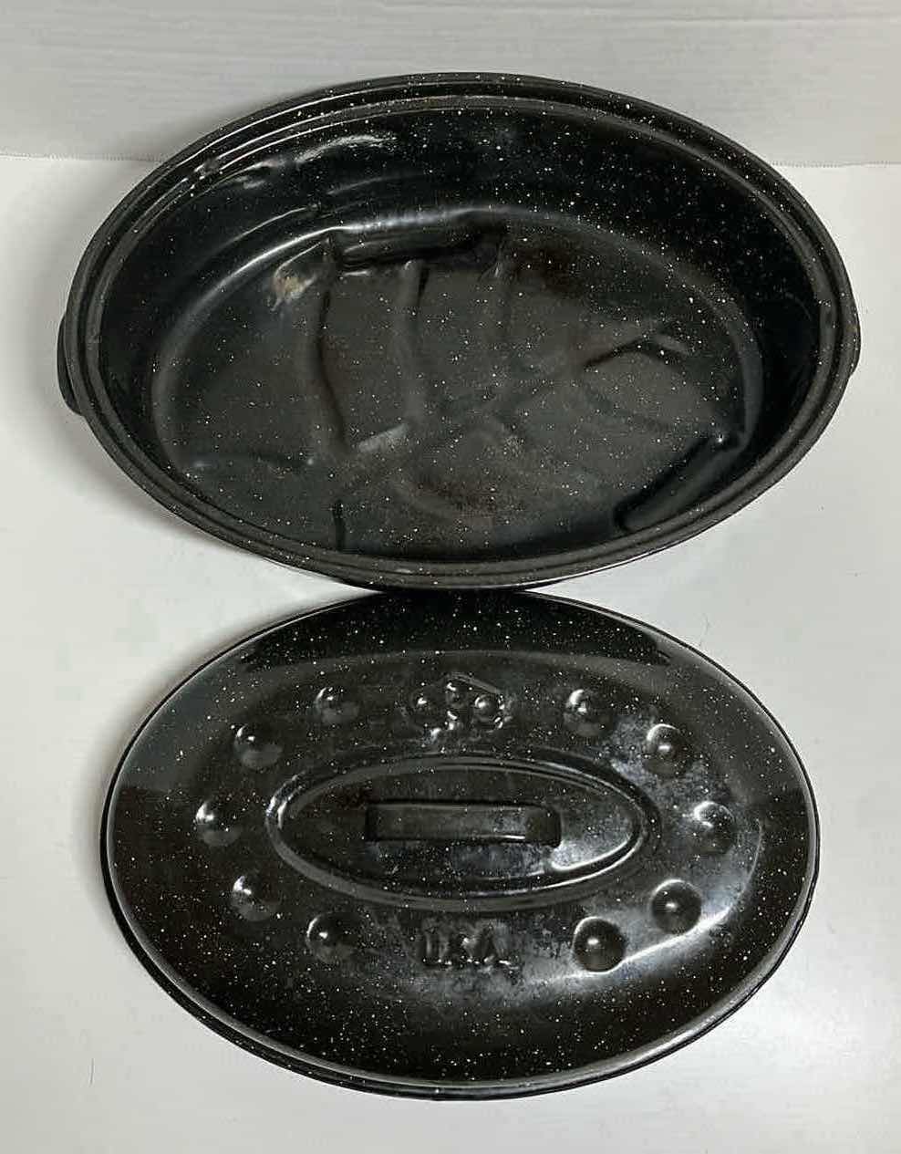 Photo 1 of GRANITE WARE ROASTING PAN W LID 14” X 10” H3.5”