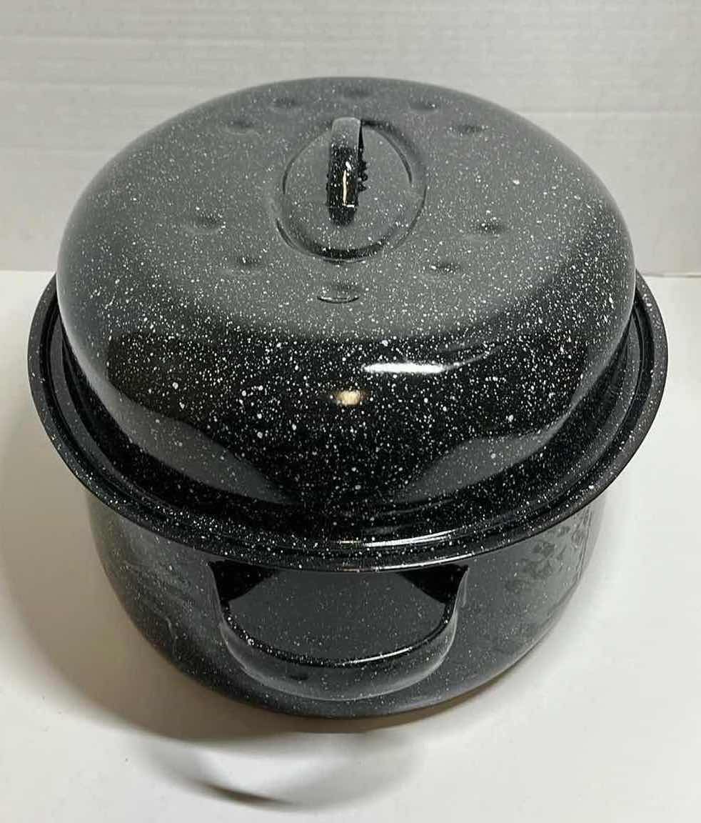 Photo 1 of GRANITE WARE ROASTING PAN W LID 16” X 12” H4.25”