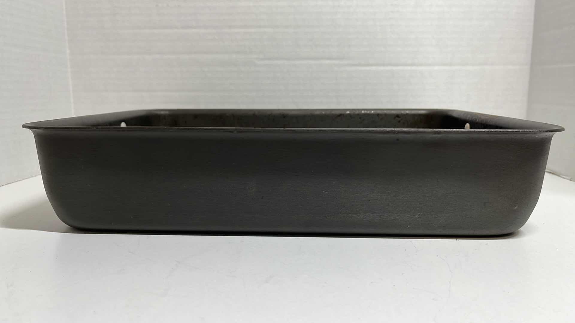 Photo 1 of ANODIZED RECTANGLE ROASTING PAN 14.5” X 10.75” H3”