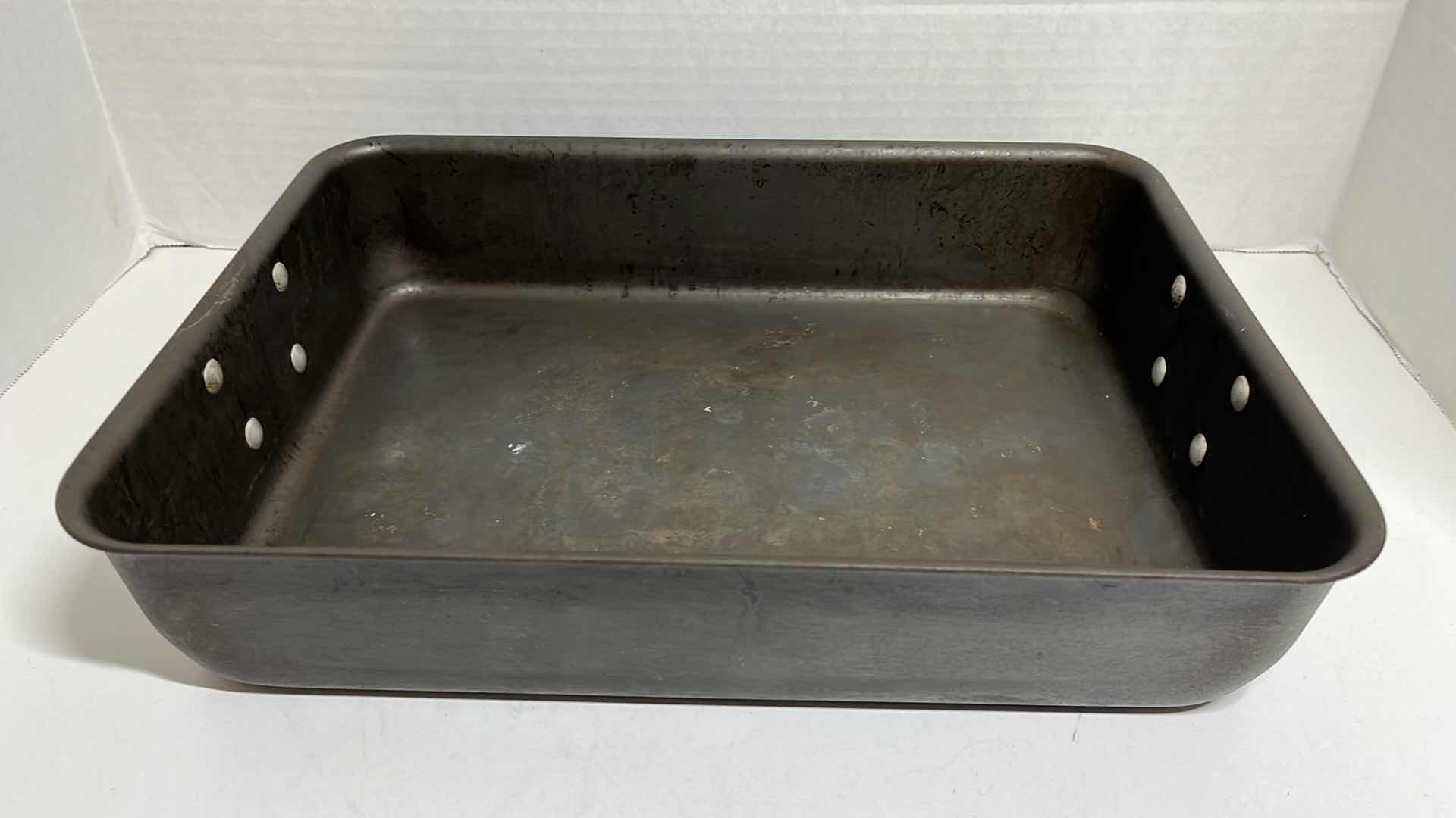 Photo 1 of ANODIZED RECTANGLE ROASTING PAN 14.5” X 10.75” H3”