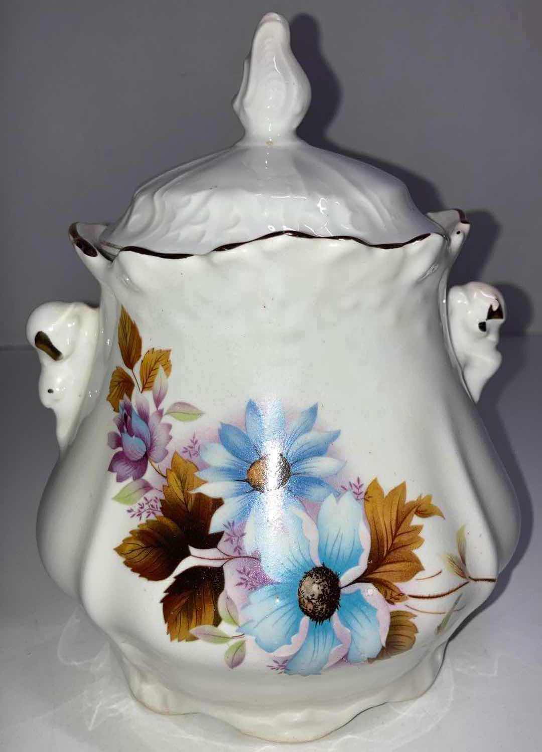 Photo 1 of HOUSE OF WEBSTER 1930s HAND PAINTED BLUE FLOWER CERAMIC COOKIE JAR W LID 6” X H7.75”
