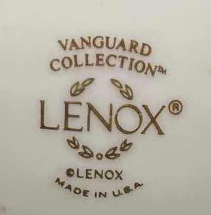 Photo 1 of LENOX VANGUARD IVORY/GOLD PORCELAIN VASE H7.25”